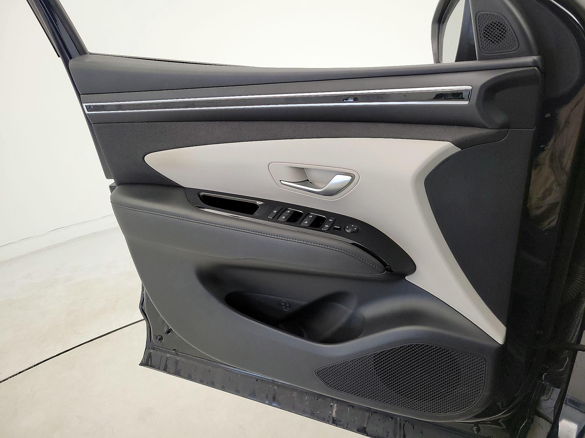 Thumbnail: 2022 Hyundai Tucson - 12