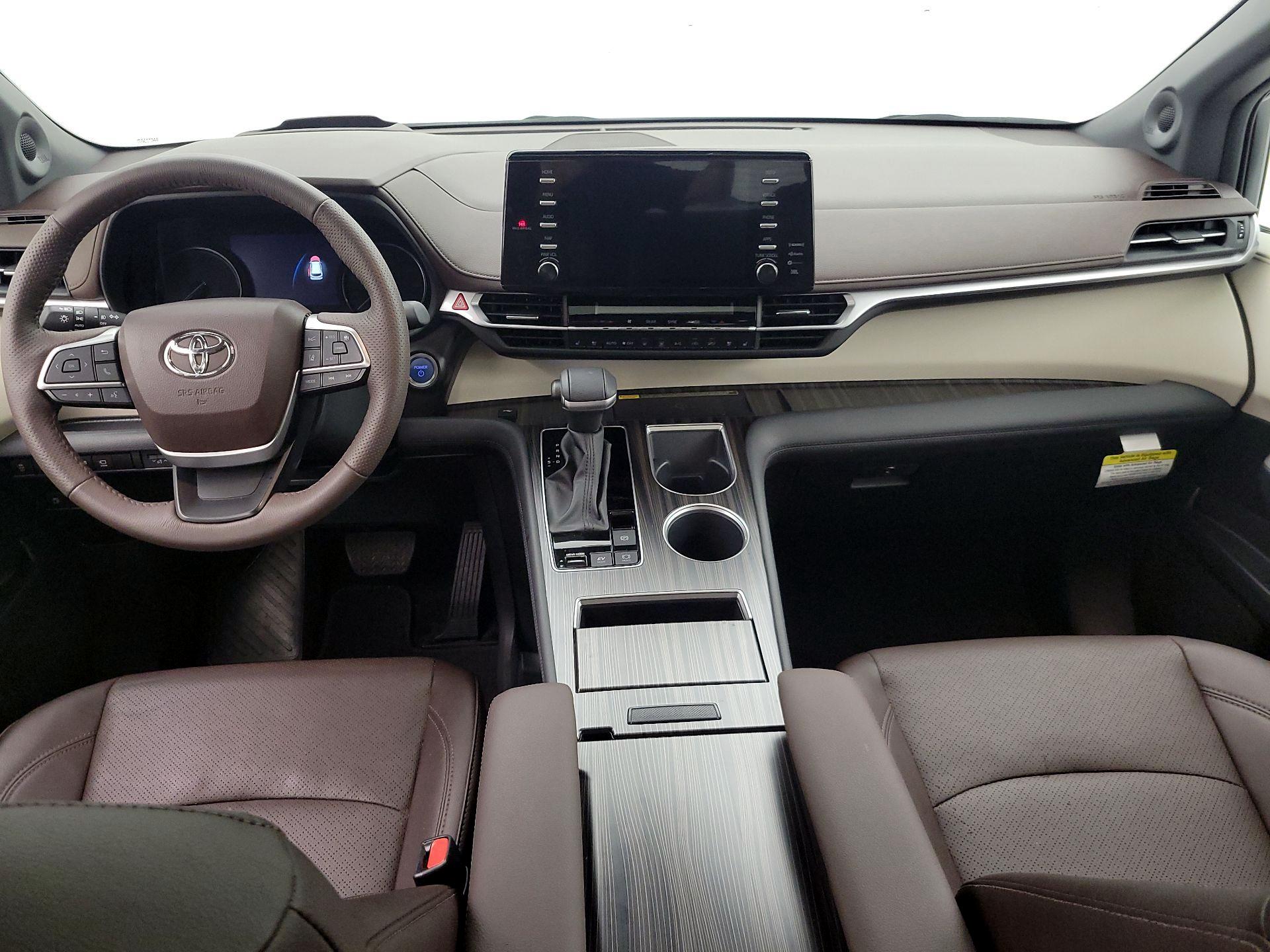 Thumbnail: 2024 Toyota Sienna - 9