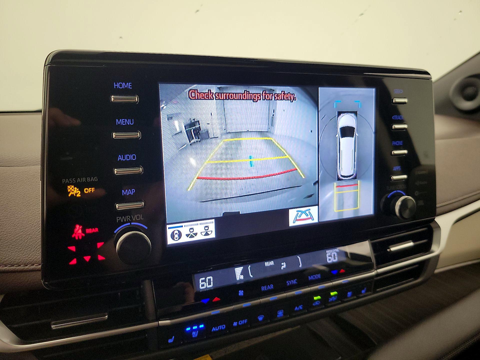 Thumbnail: 2024 Toyota Sienna - 15