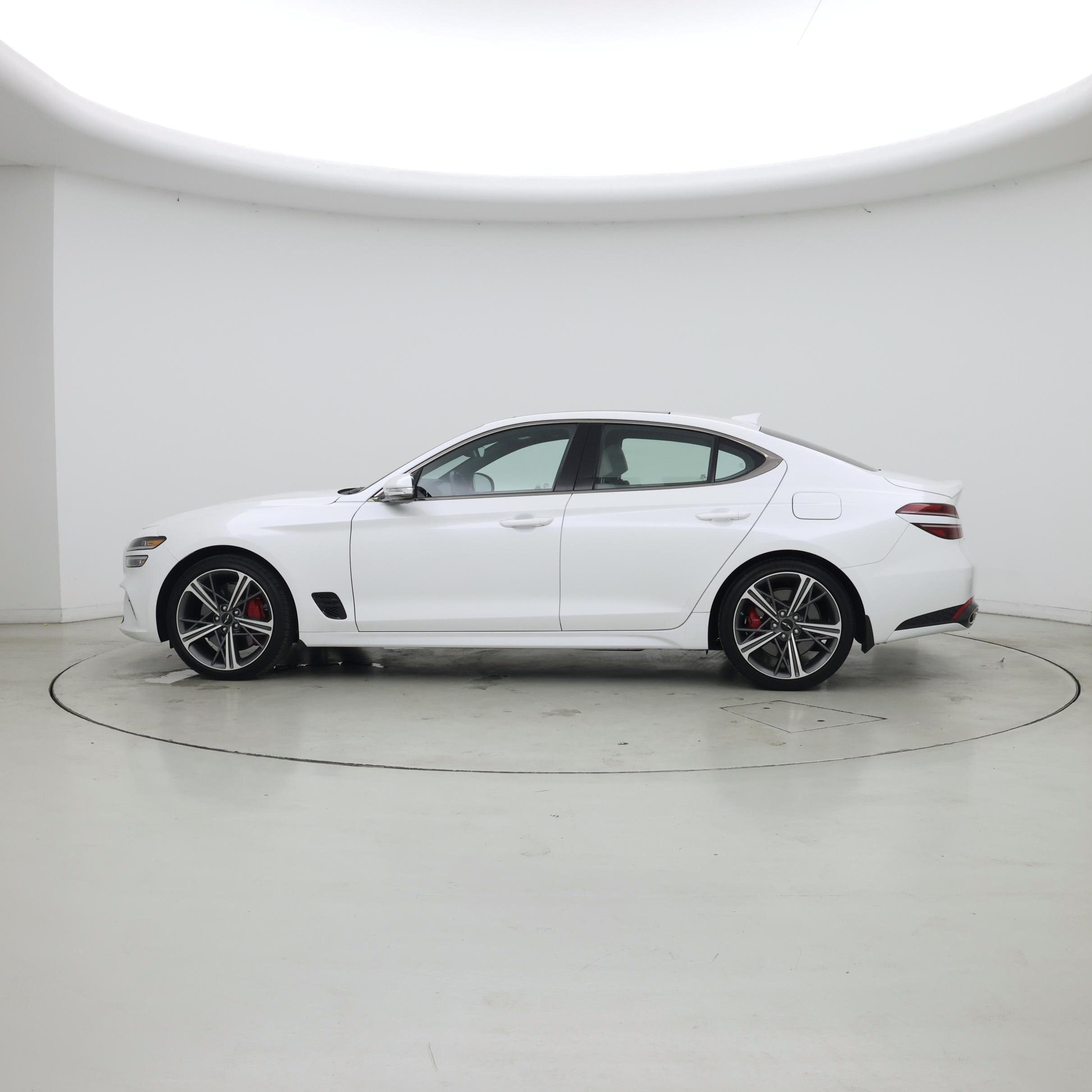 Thumbnail: 2025 Genesis G70 - 3