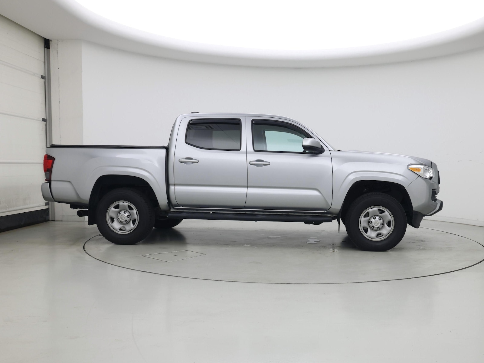 2023 Toyota Tacoma SR - Photo 8