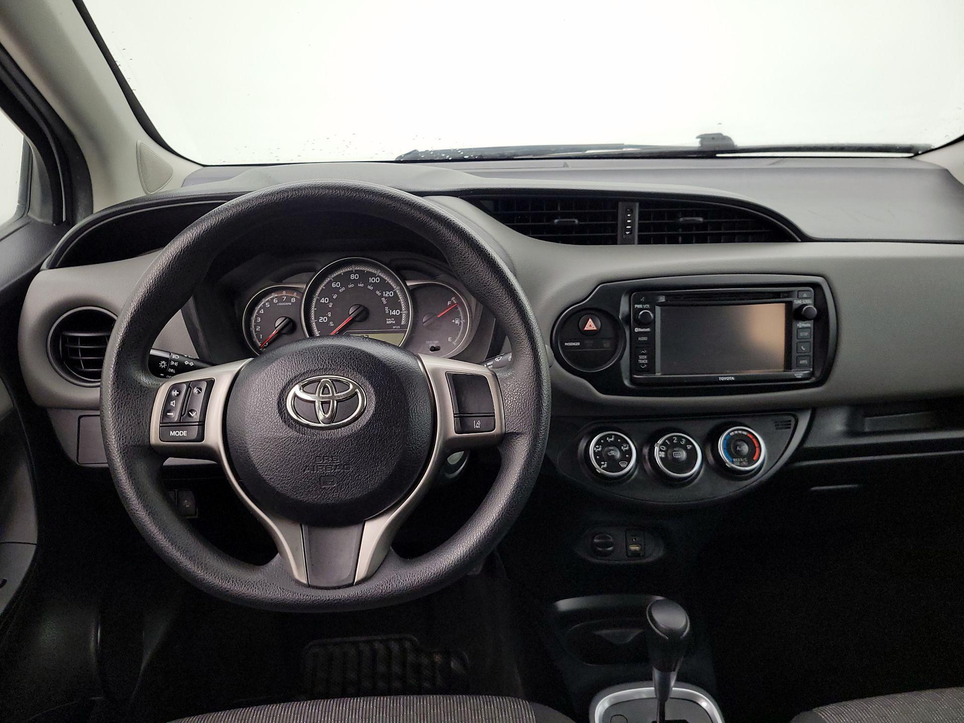 Thumbnail: 2017 Toyota Yaris - 10