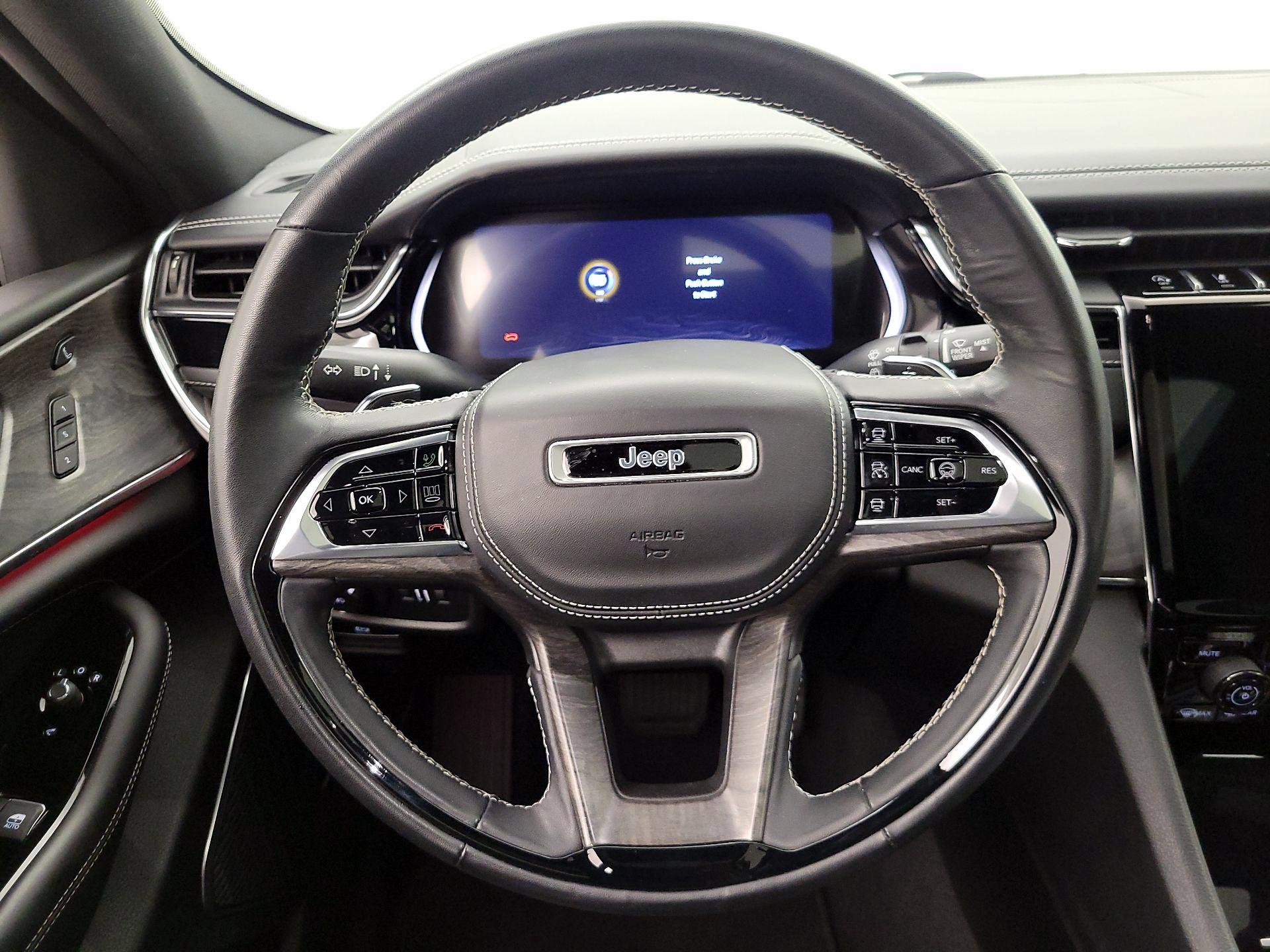 Thumbnail: 2023 Jeep Grand Cherokee - 10