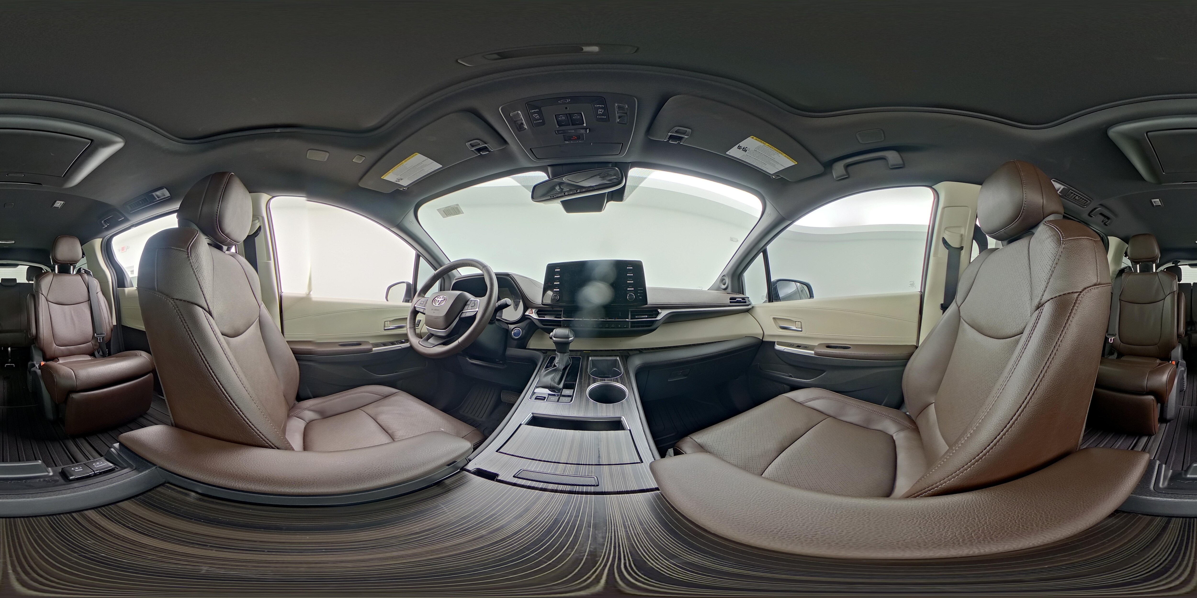 2023 Toyota Sienna Platinum - Photo 28