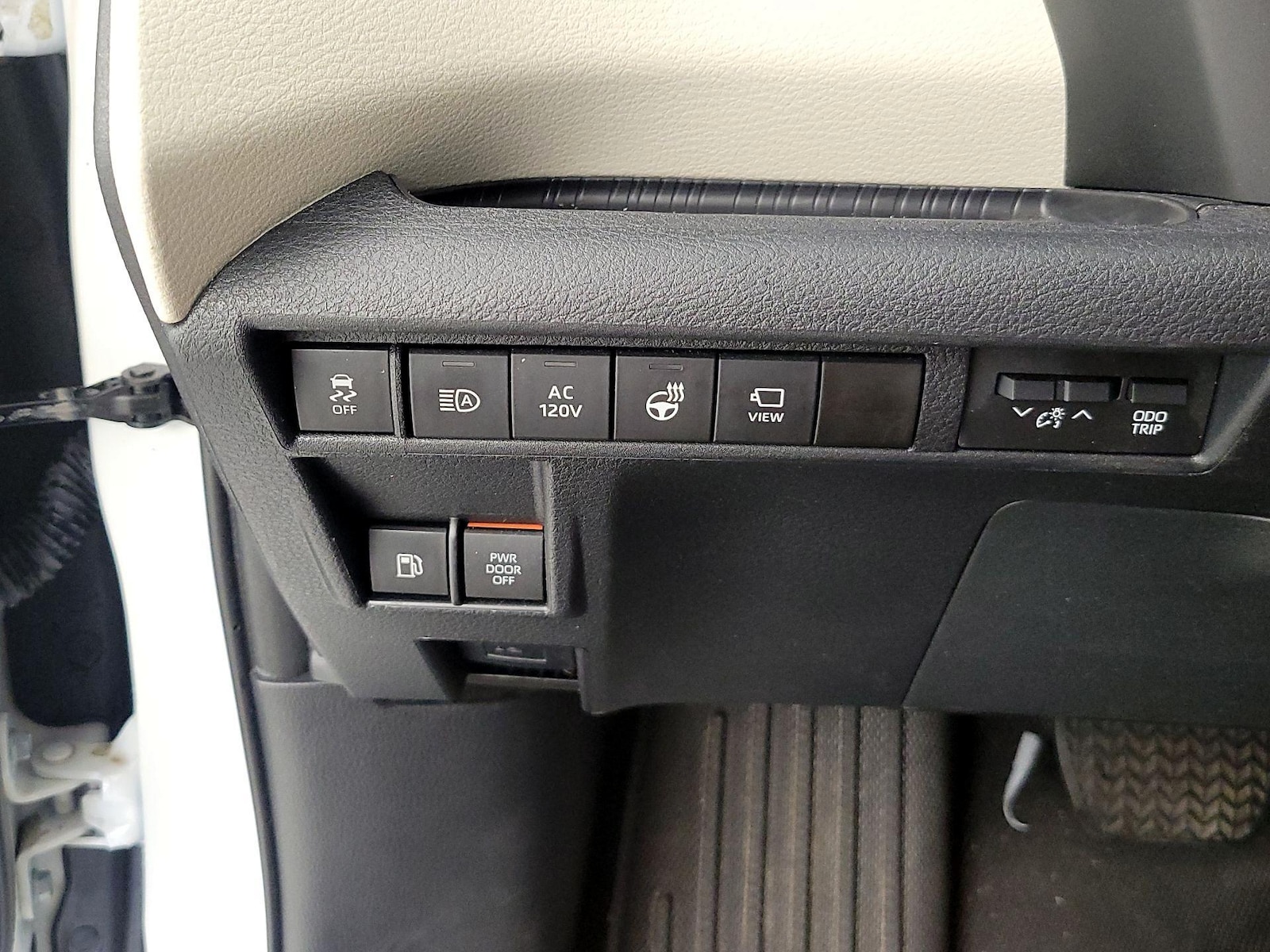 2023 Toyota Sienna Platinum - Photo 14
