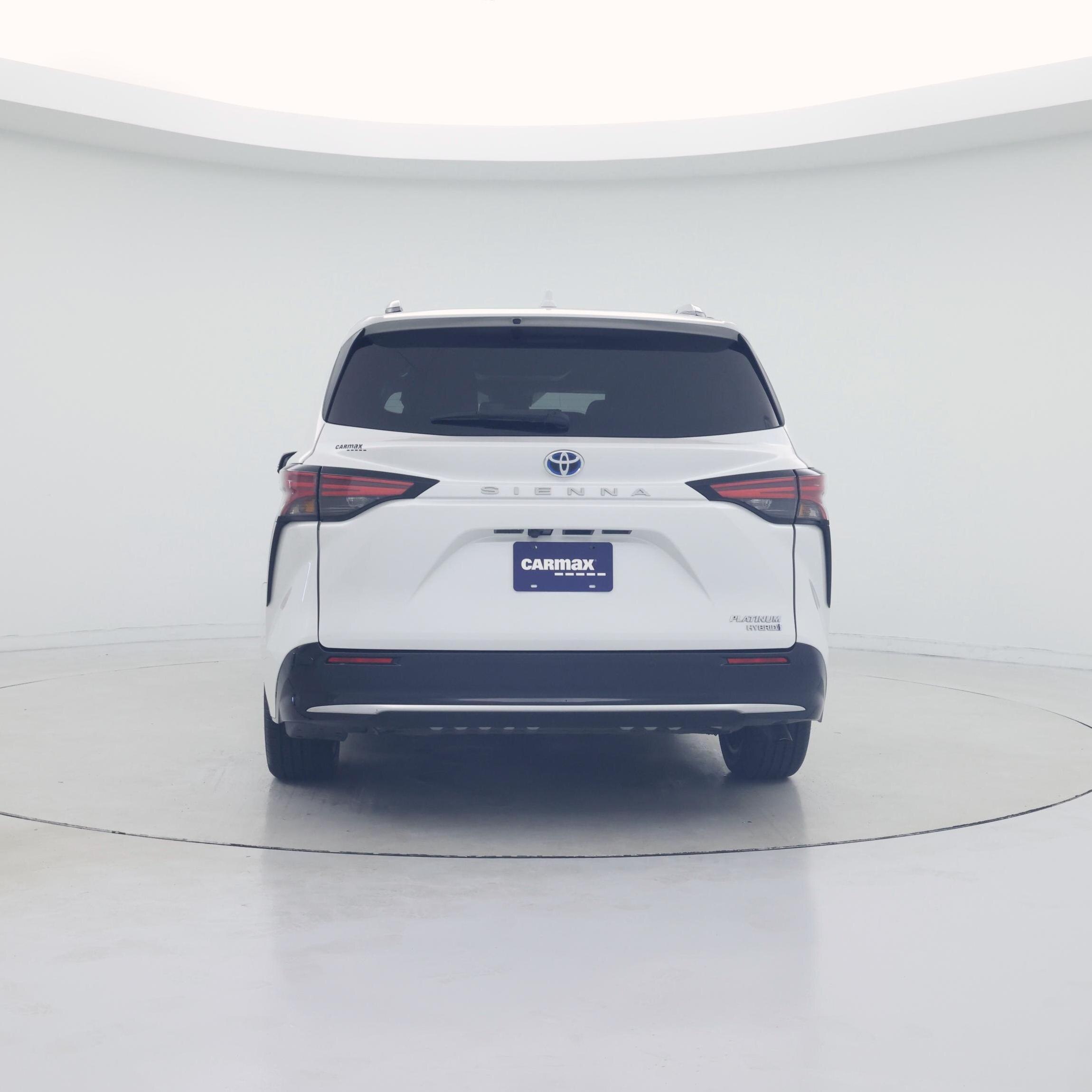Thumbnail: 2023 Toyota Sienna - 6