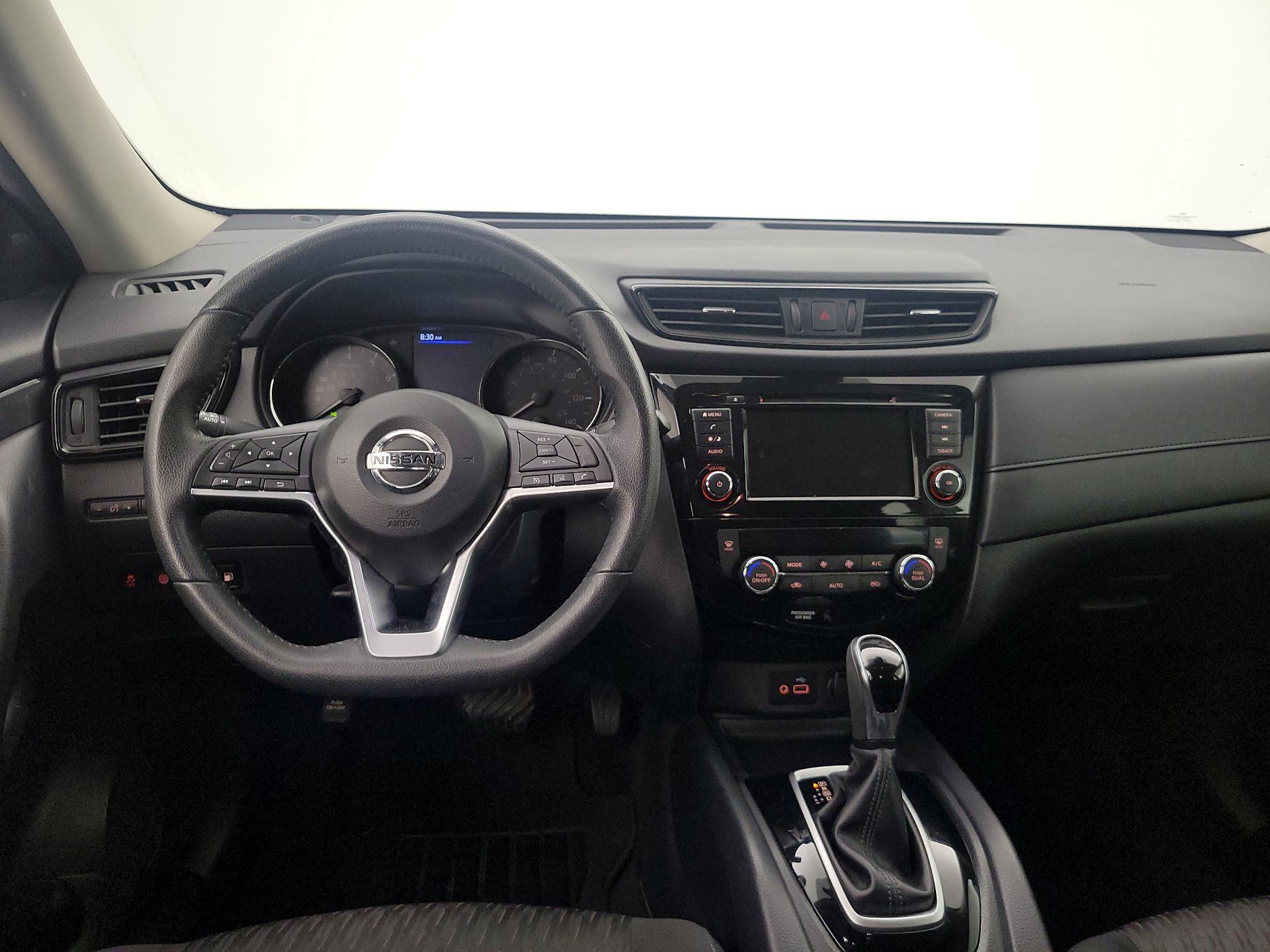 Thumbnail: 2019 Nissan Rogue - 10