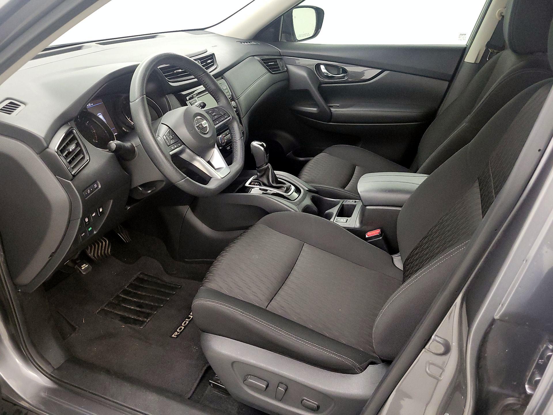 Thumbnail: 2019 Nissan Rogue - 11