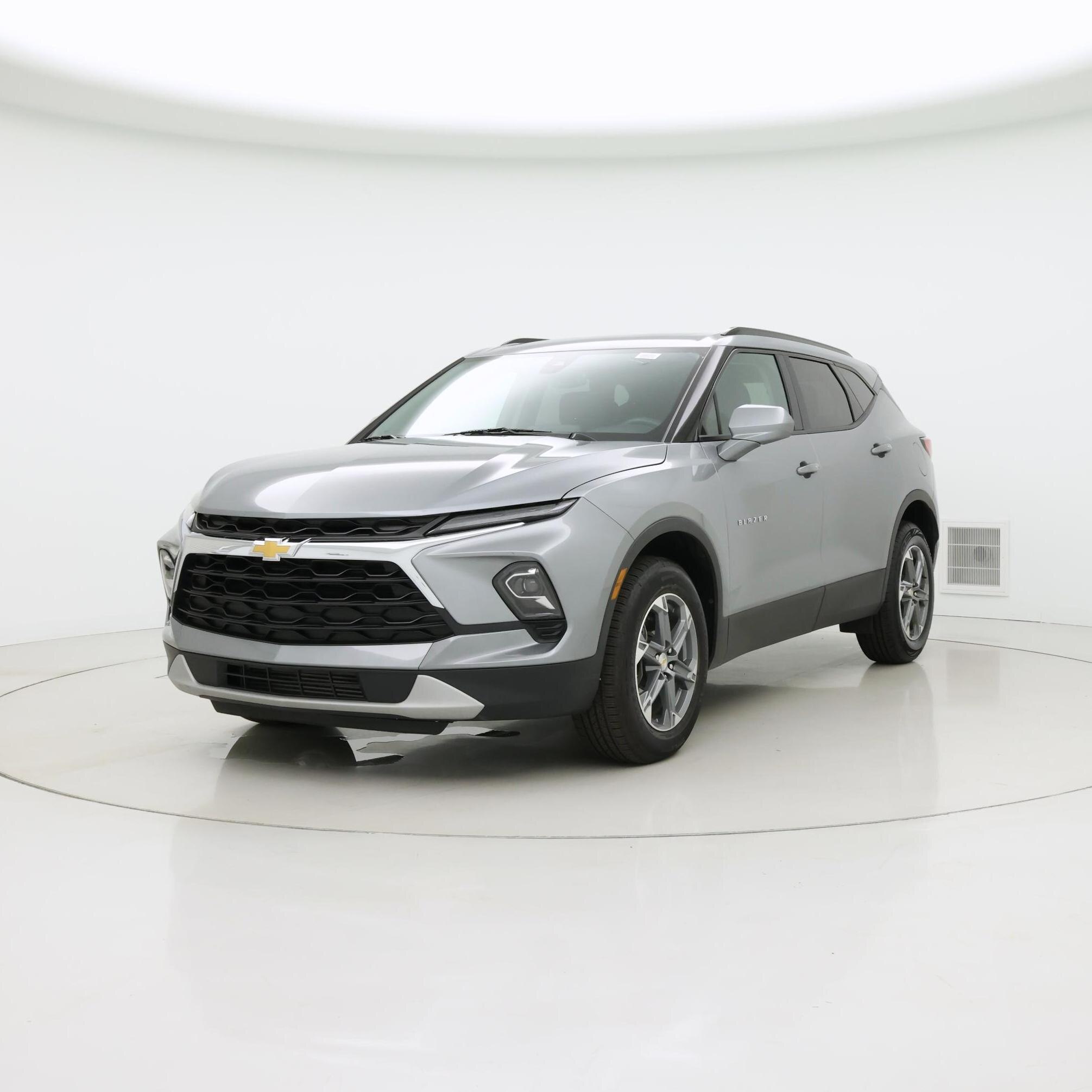 Thumbnail: 2023 Chevrolet Blazer - 4