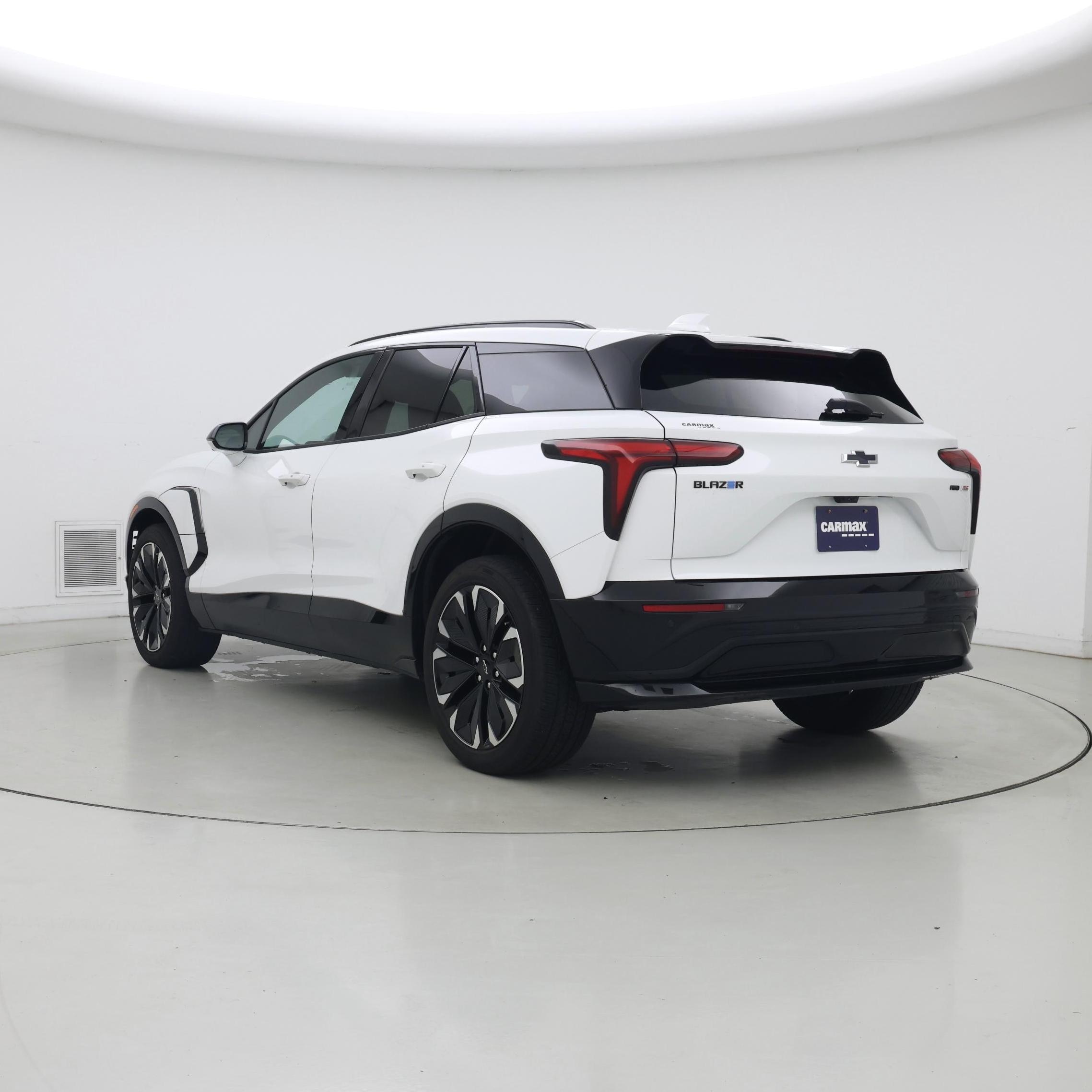 Thumbnail: 2024 Chevrolet Blazer EV - 2