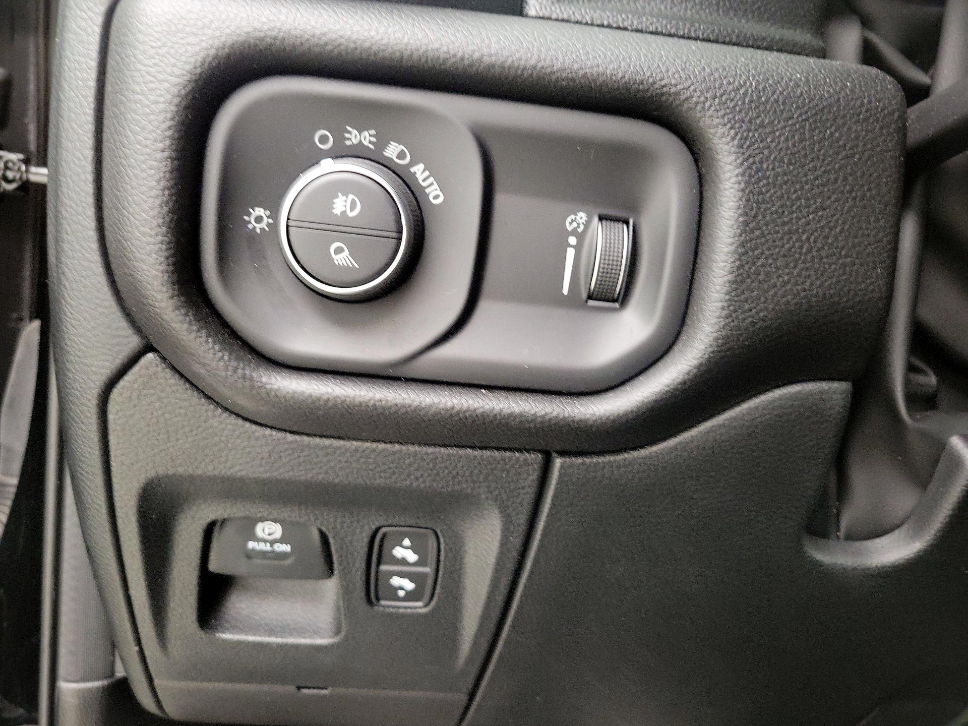Thumbnail: 2023 RAM 1500 - 13