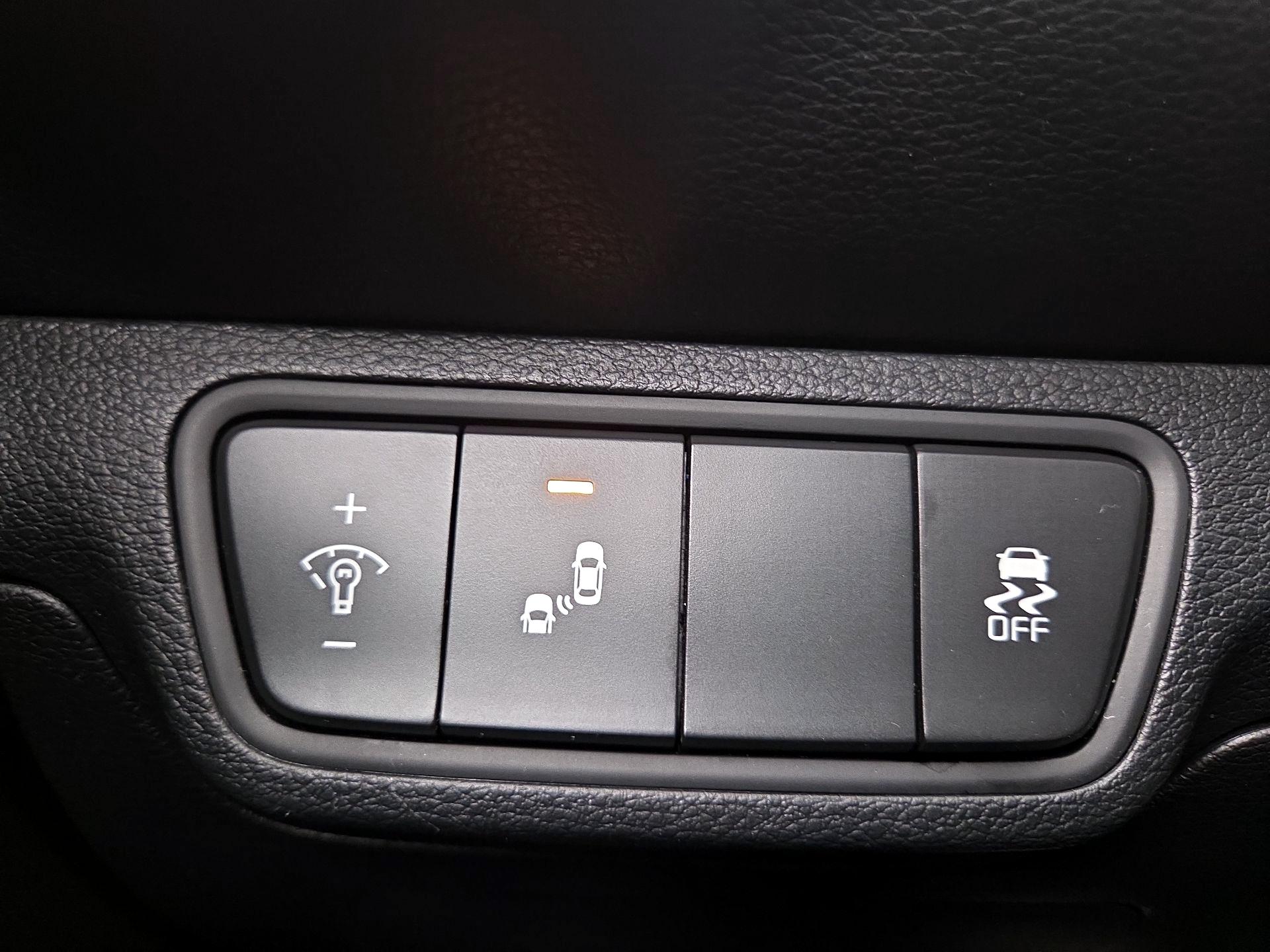 Thumbnail: 2024 Kia Forte - 13