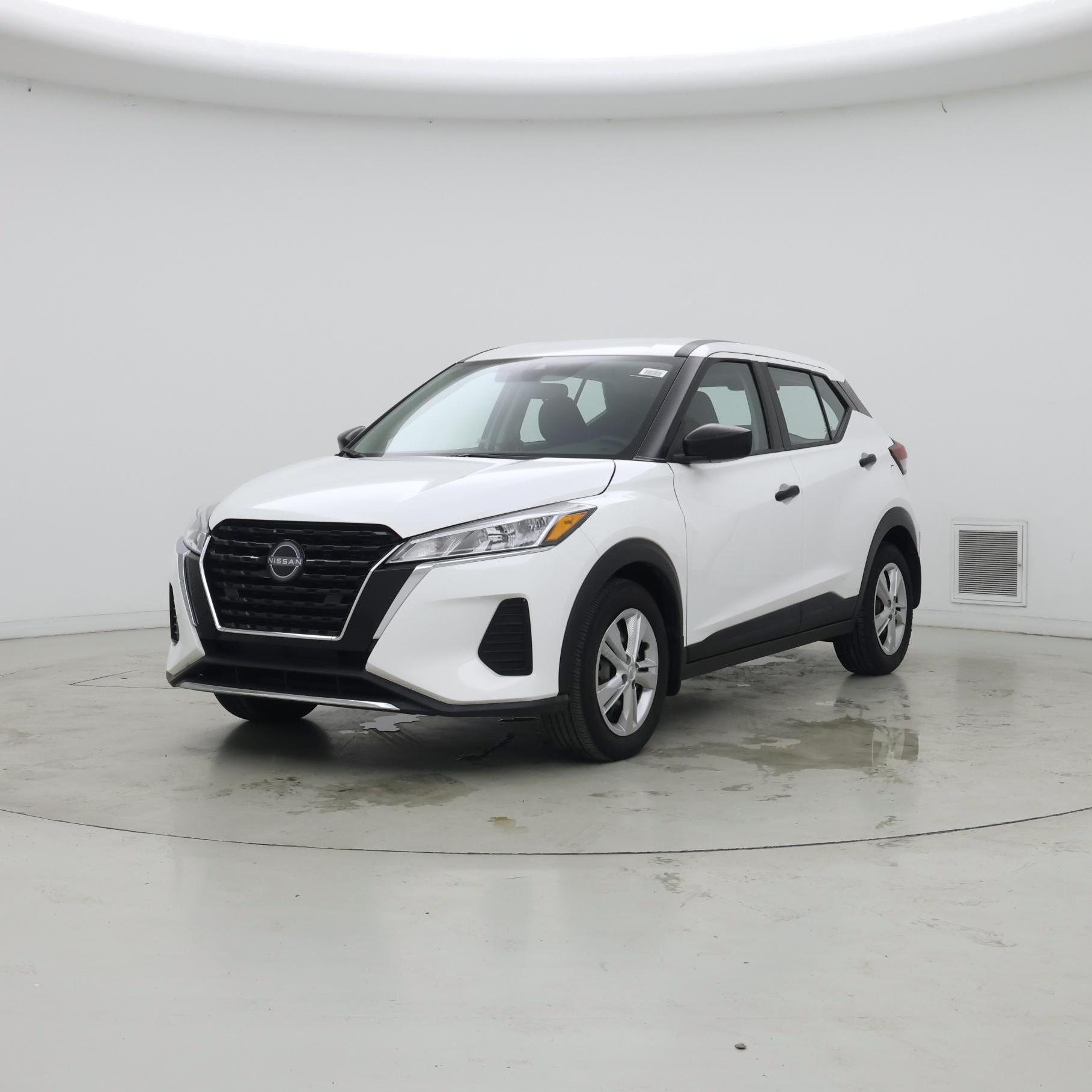 Thumbnail: 2024 Nissan Kicks - 4