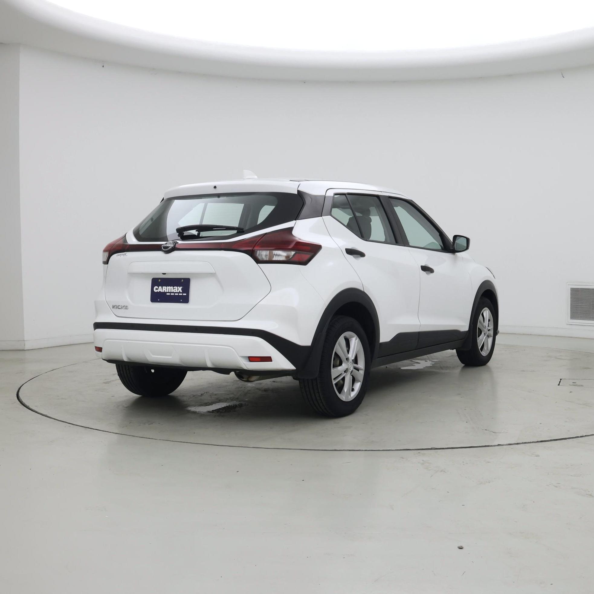 Thumbnail: 2024 Nissan Kicks - 8