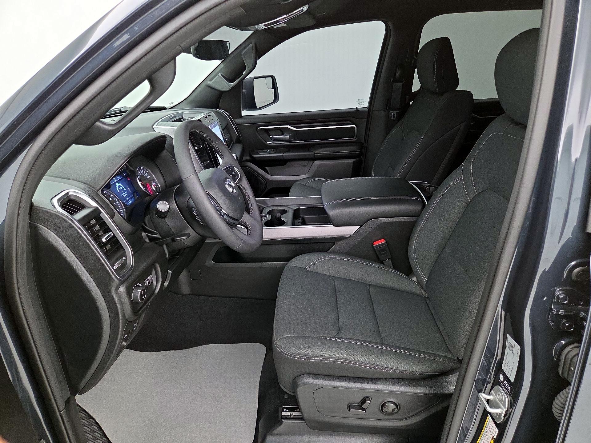 Thumbnail: 2025 RAM 1500 - 11