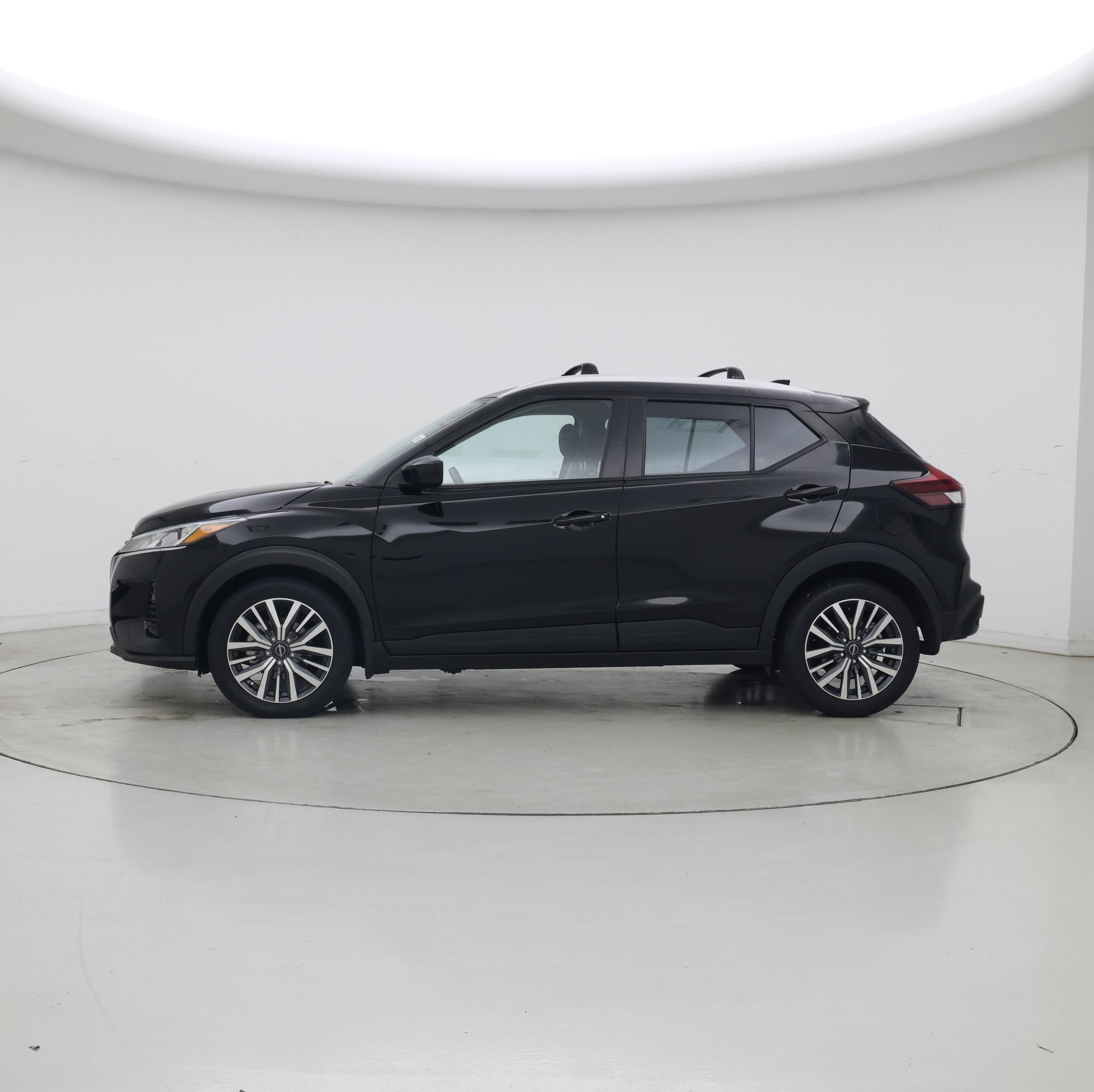 Thumbnail: 2024 Nissan Kicks - 3