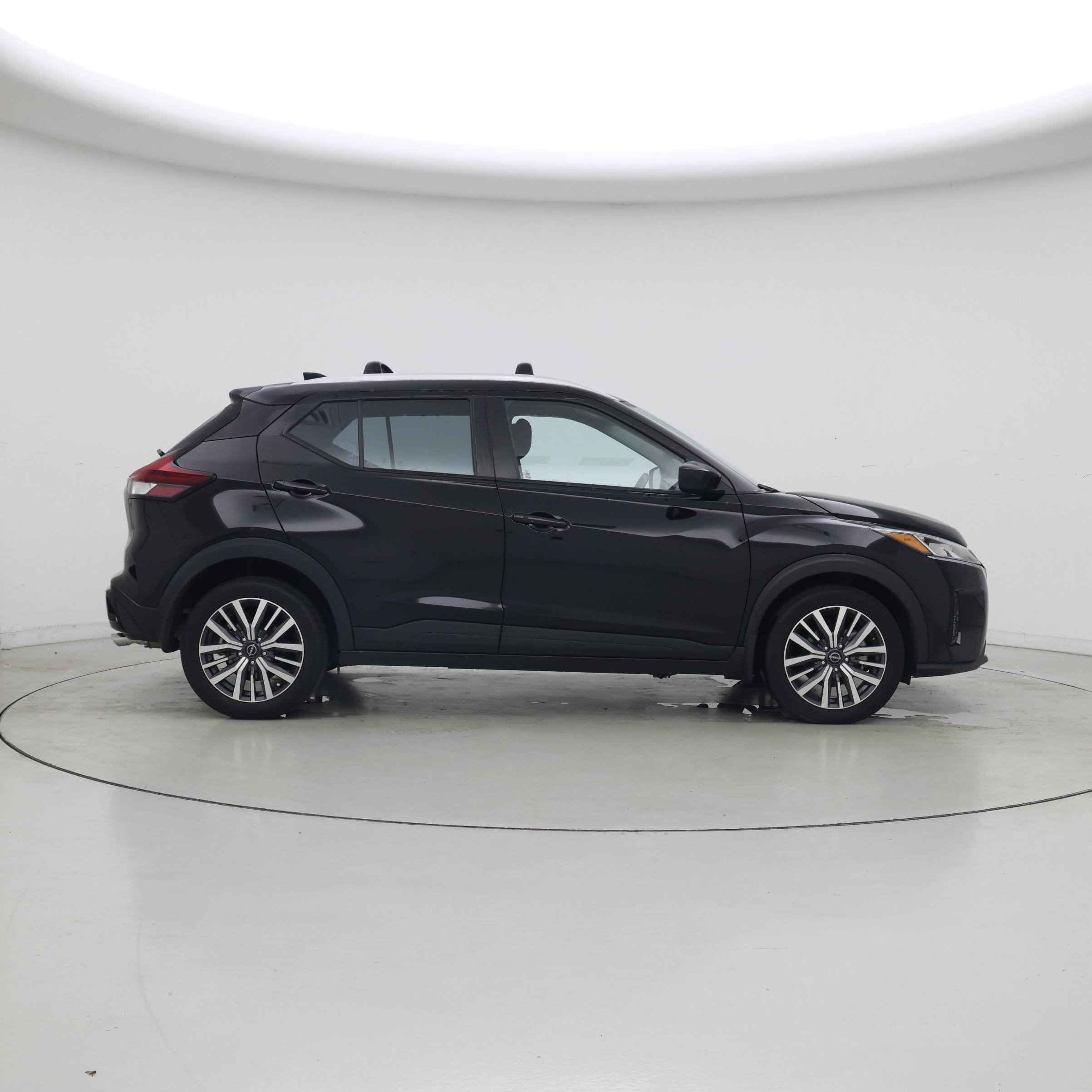 Thumbnail: 2024 Nissan Kicks - 7