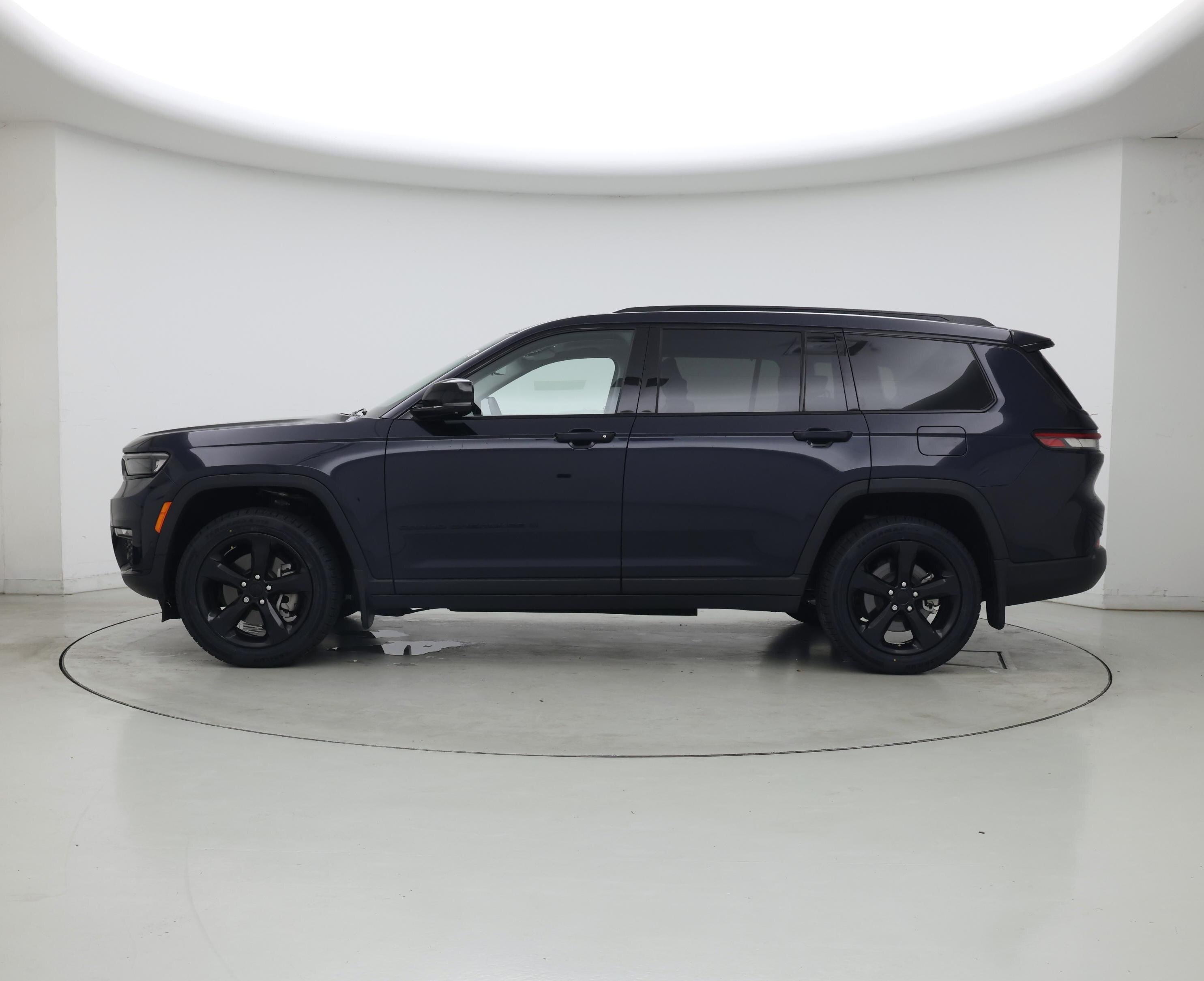 Thumbnail: 2023 Jeep Grand Cherokee L - 3