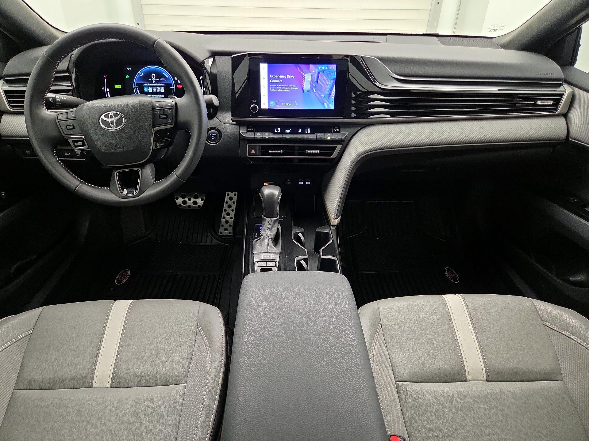 Thumbnail: 2025 Toyota Camry - 9