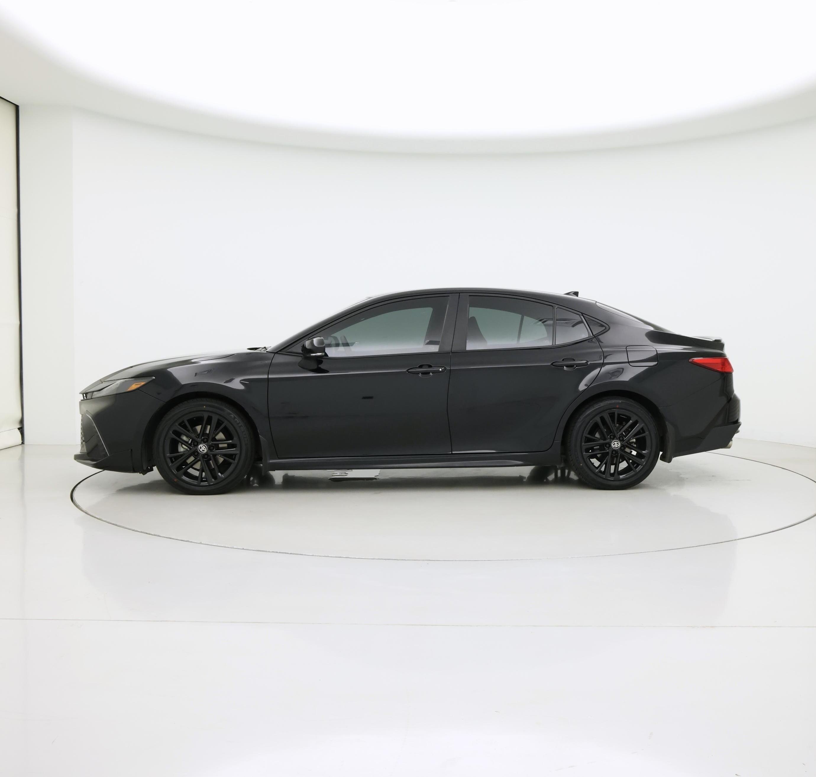Thumbnail: 2025 Toyota Camry - 3