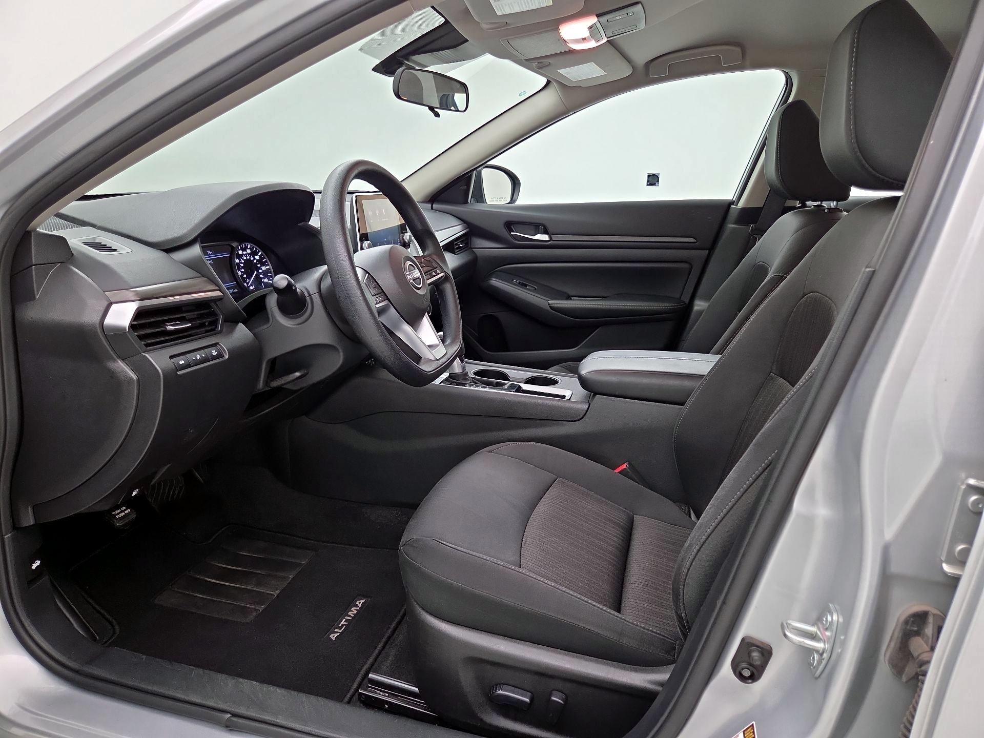 Thumbnail: 2025 Nissan Altima - 11
