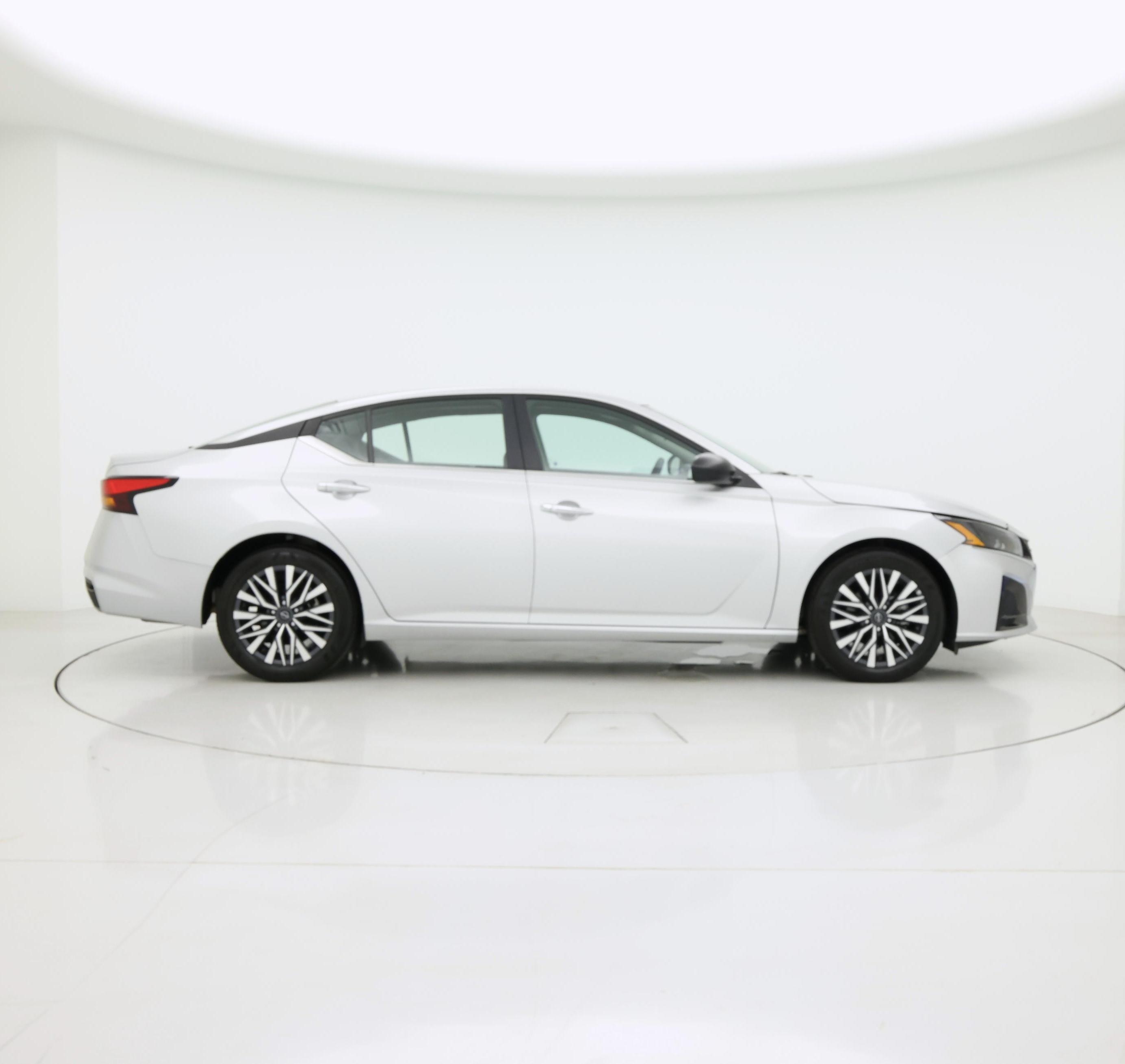 Thumbnail: 2025 Nissan Altima - 7