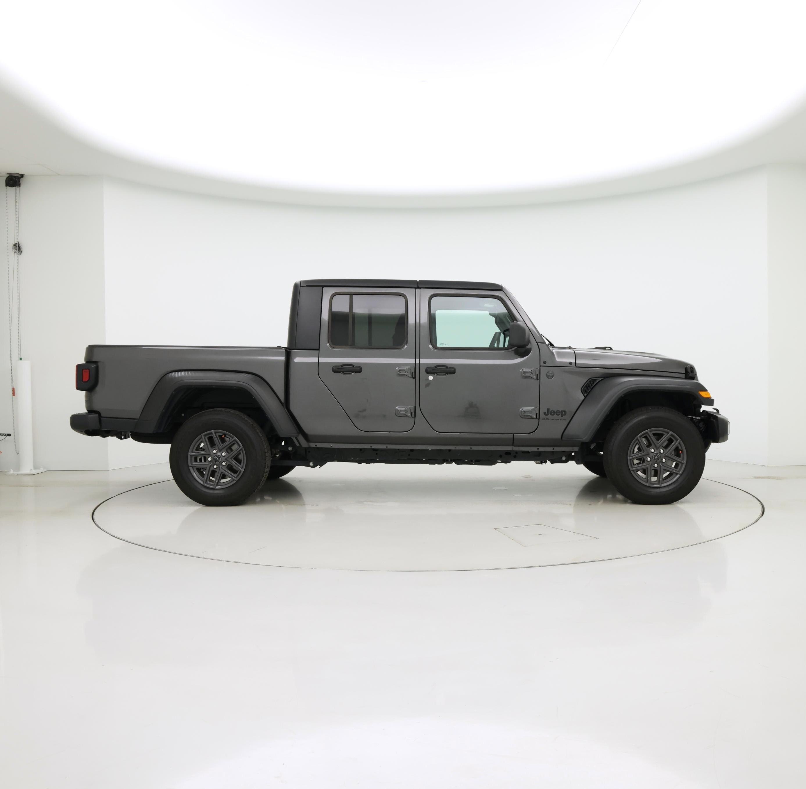 Thumbnail: 2025 Jeep Gladiator - 7