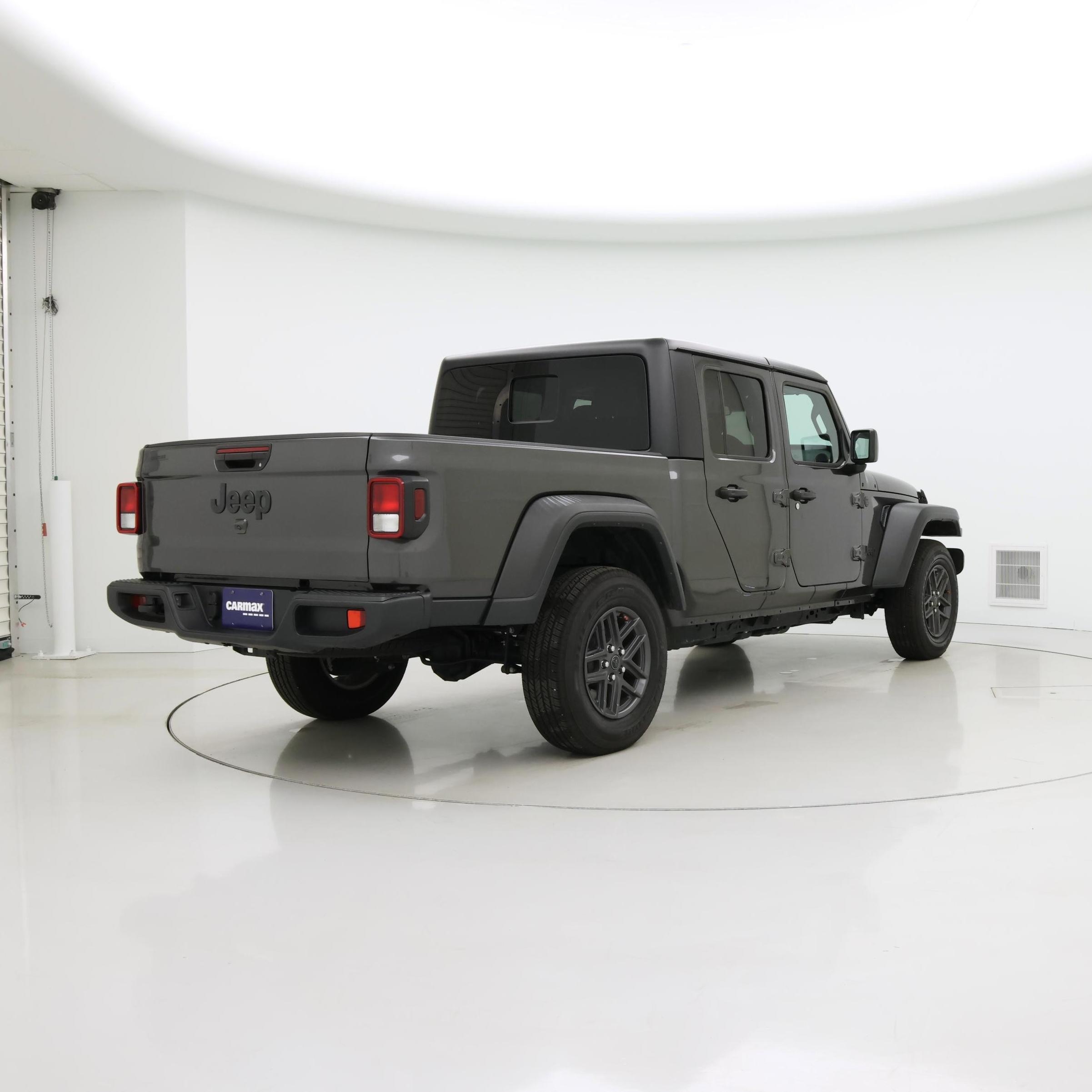 Thumbnail: 2025 Jeep Gladiator - 8