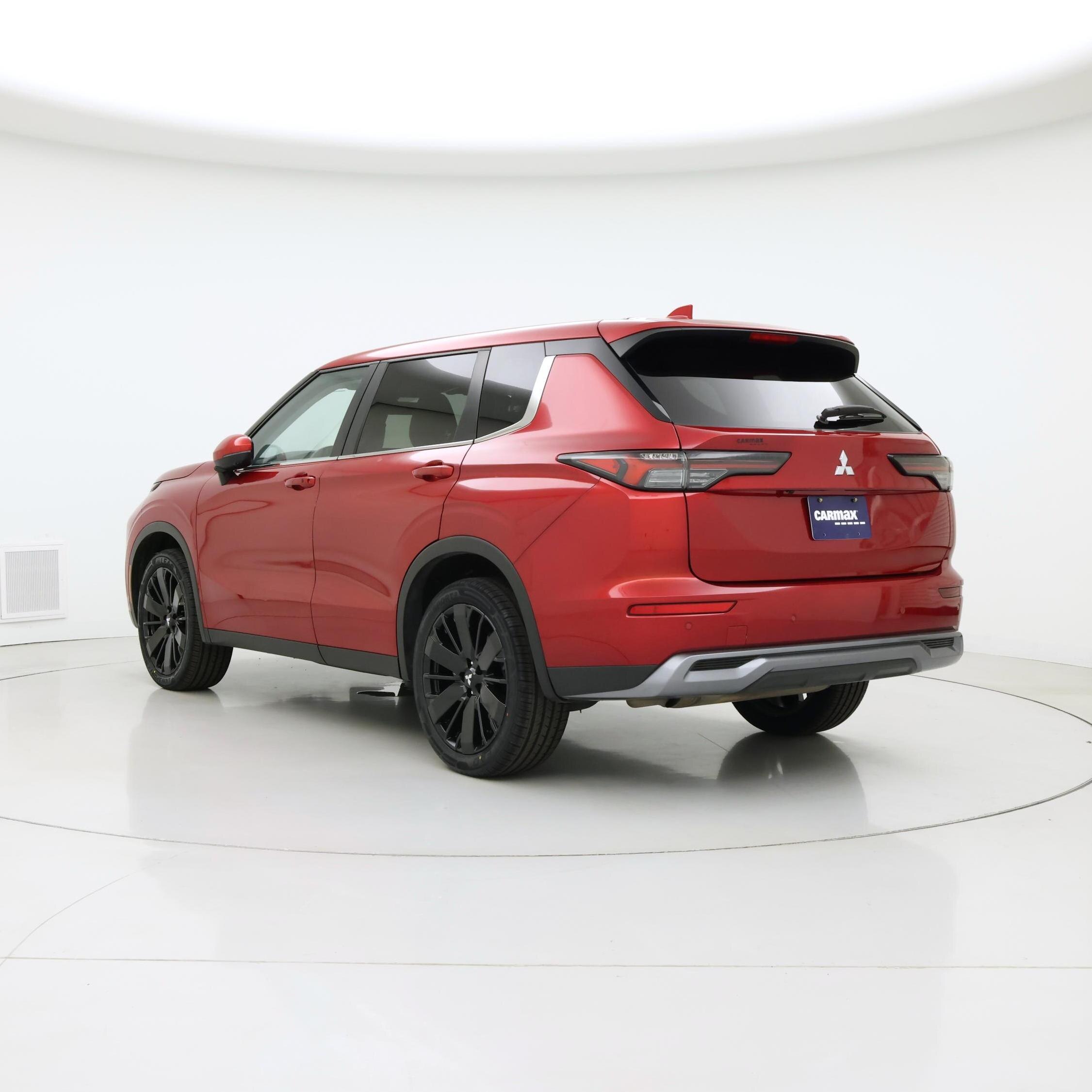 Thumbnail: 2025 Mitsubishi Outlander - 2