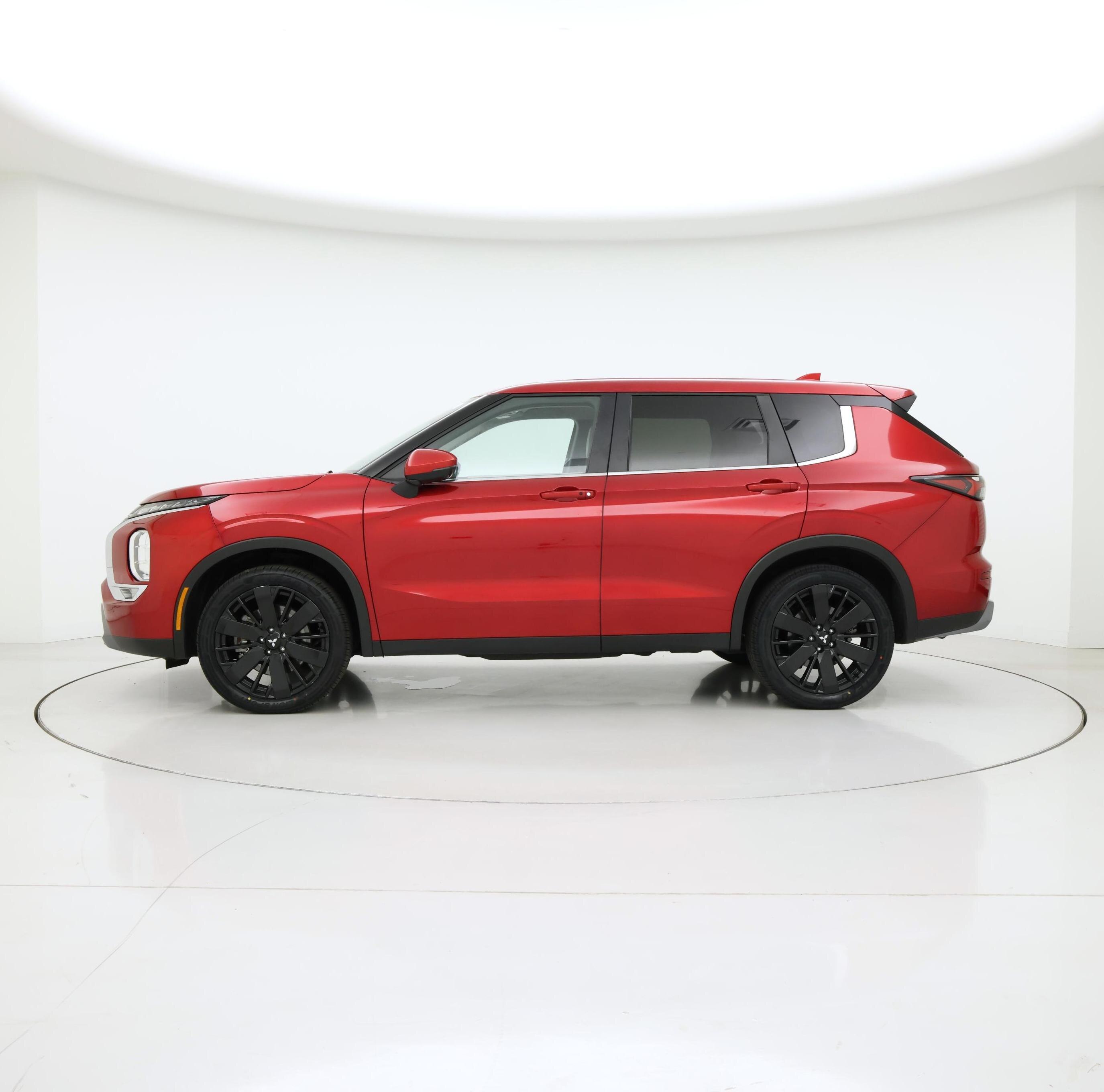 Thumbnail: 2025 Mitsubishi Outlander - 3