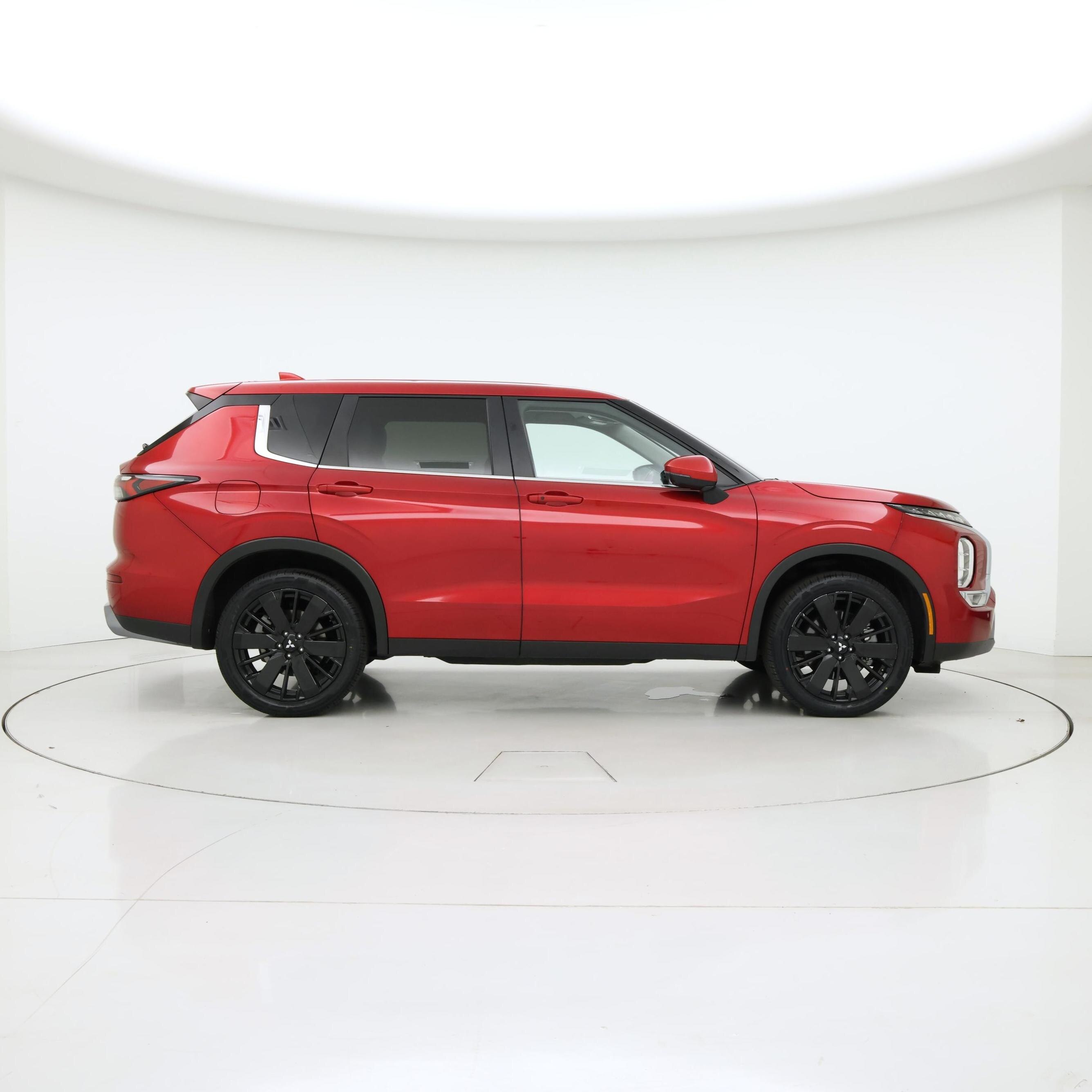 Thumbnail: 2025 Mitsubishi Outlander - 7