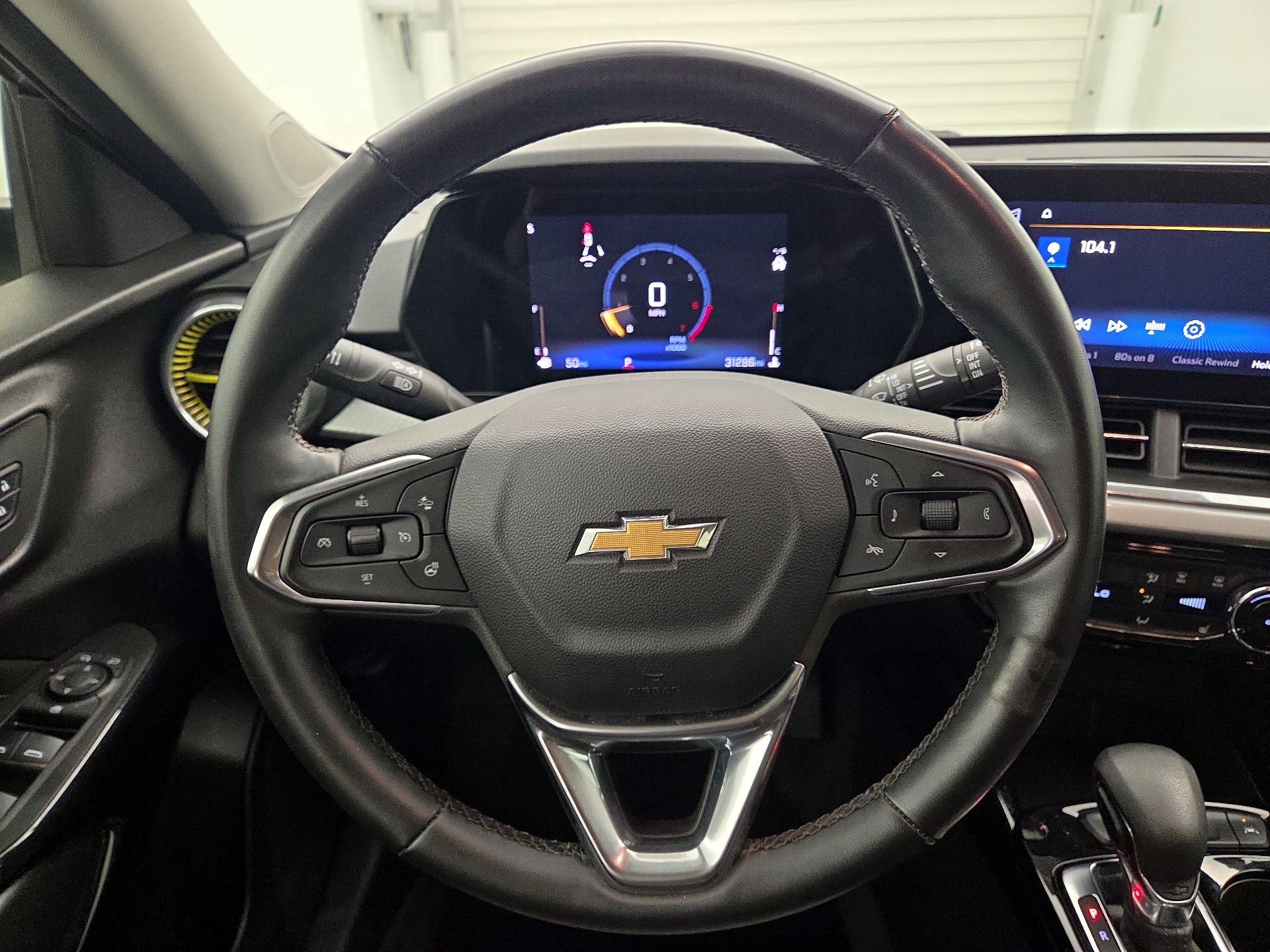 Thumbnail: 2024 Chevrolet Trax - 10