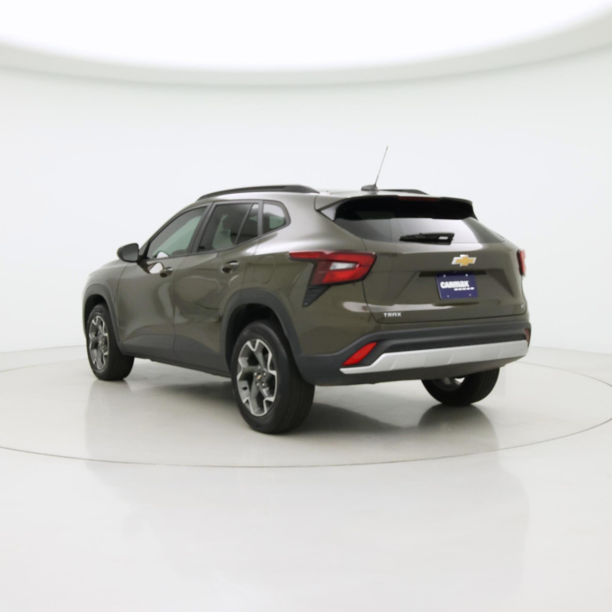 Thumbnail: 2024 Chevrolet Trax - 2