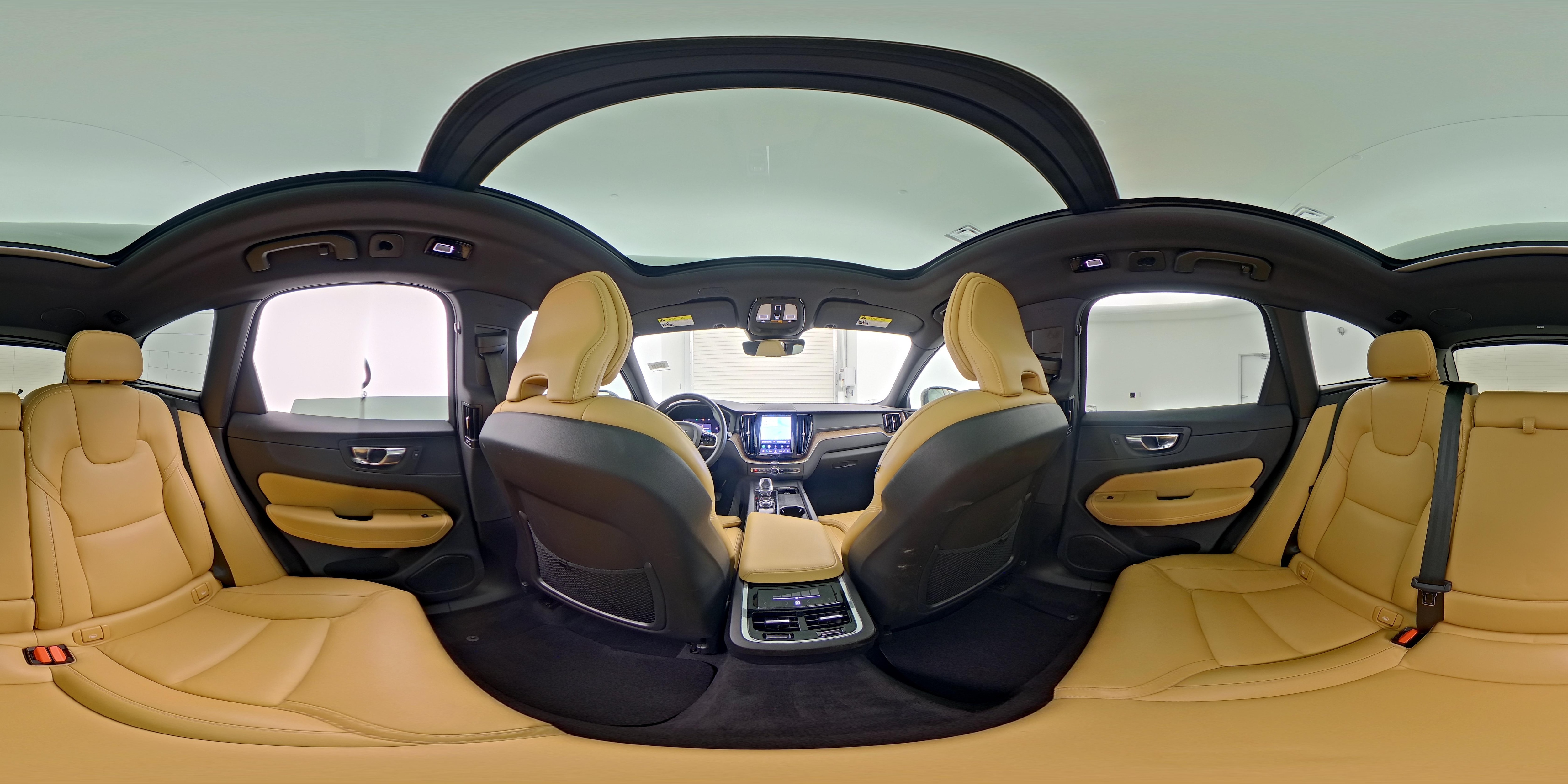 2022 Volvo XC60 Inscription - Photo 29