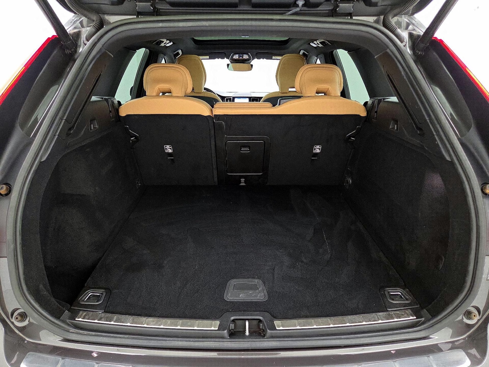 2022 Volvo XC60 Inscription - Photo 23