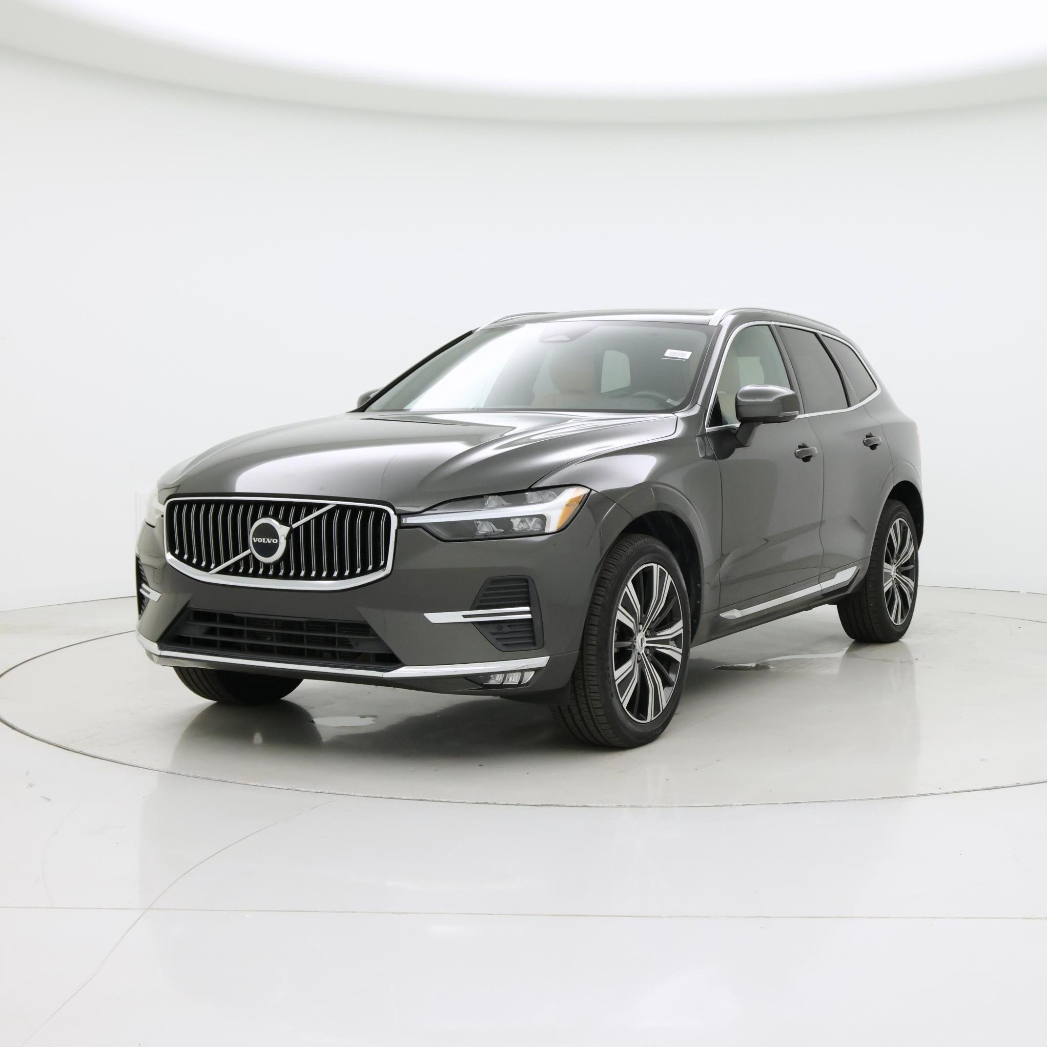 Thumbnail: 2022 Volvo XC60 - 4