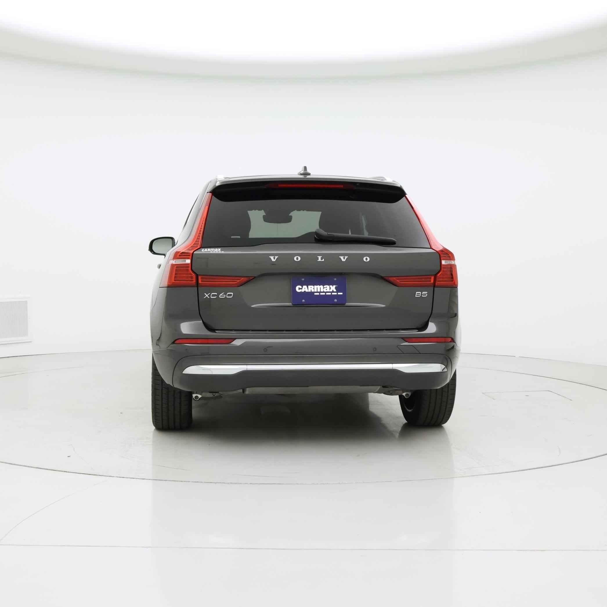Thumbnail: 2022 Volvo XC60 - 6