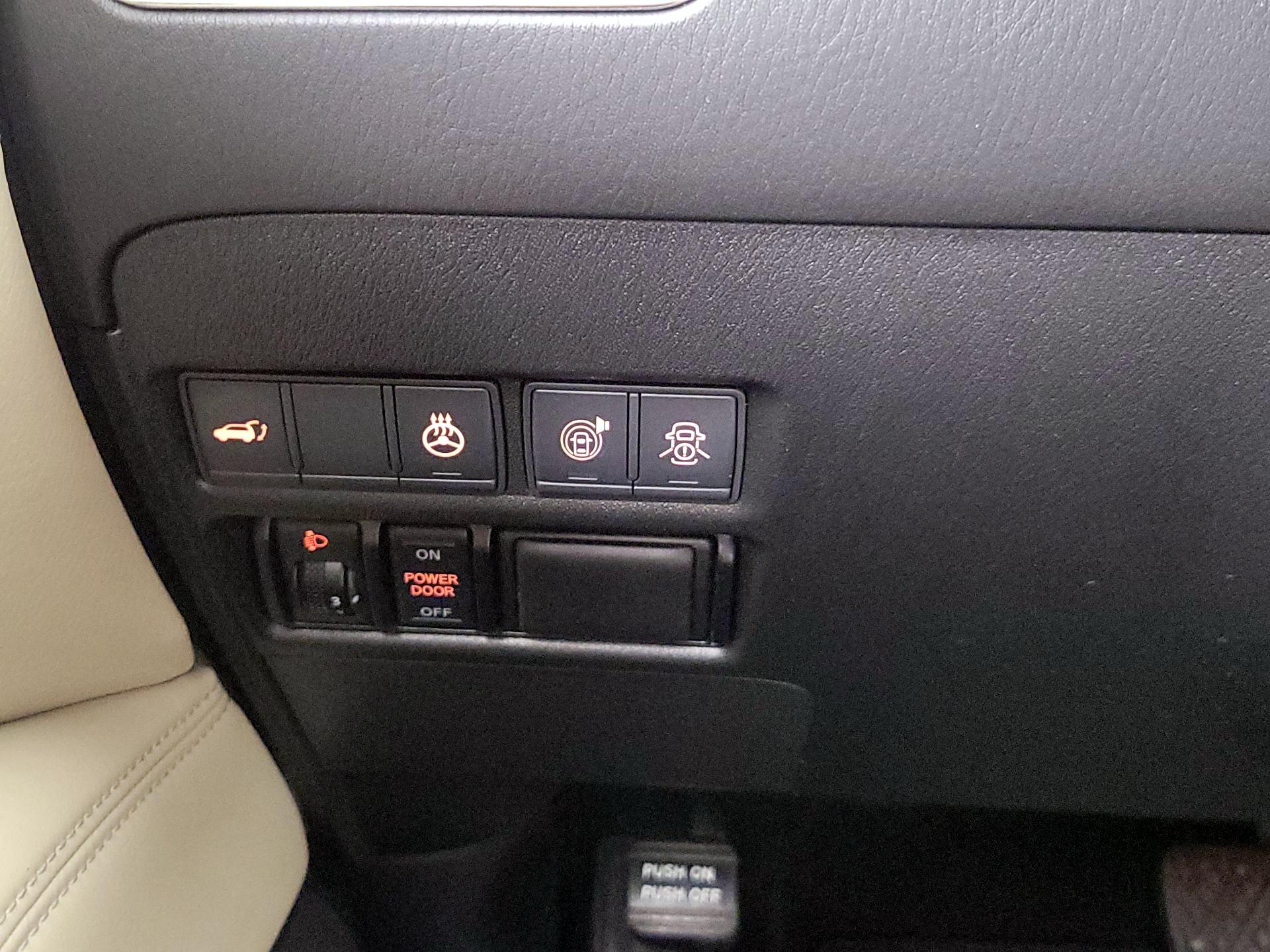 Thumbnail: 2019 Nissan Armada - 13
