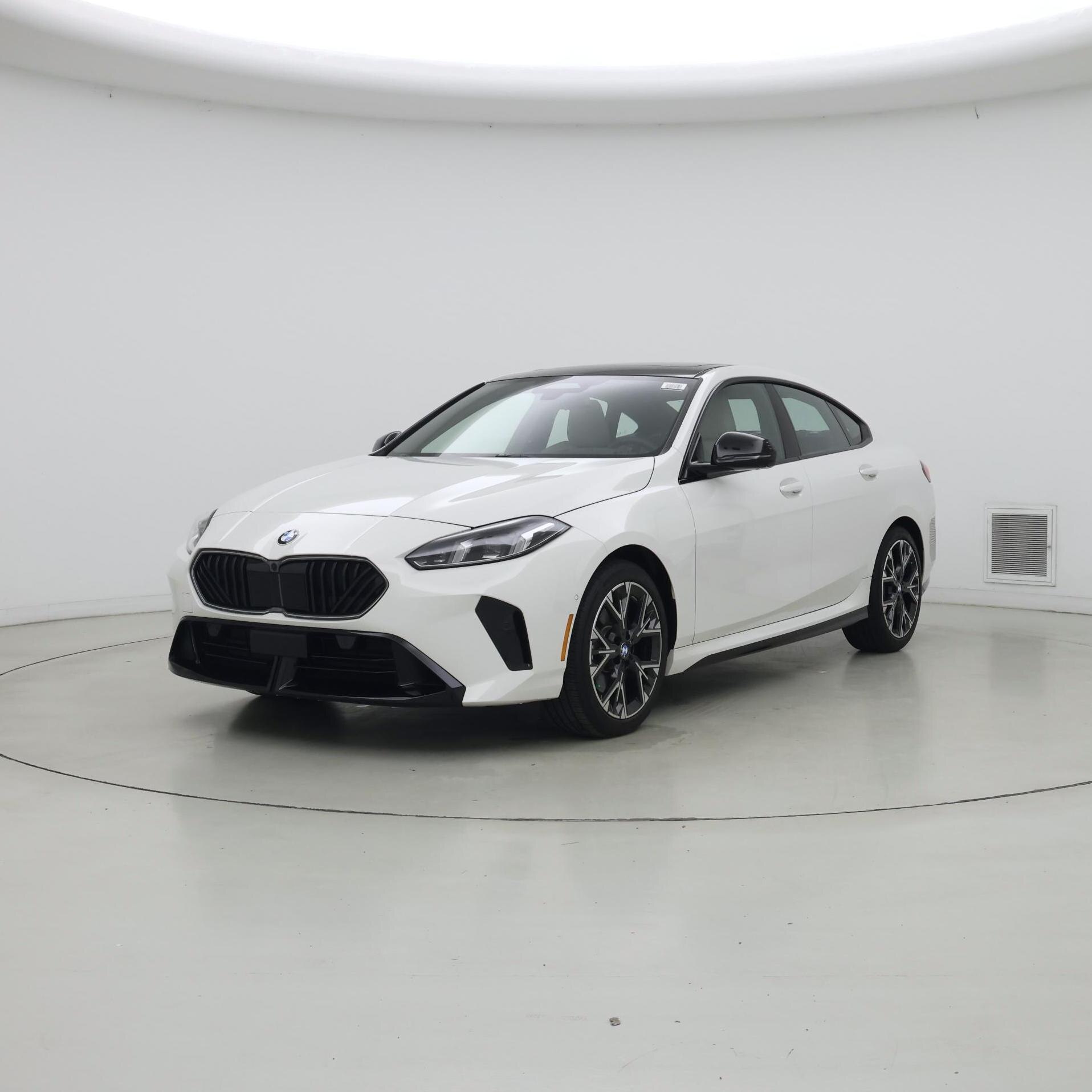 Thumbnail: 2026 BMW 2 Series - 4