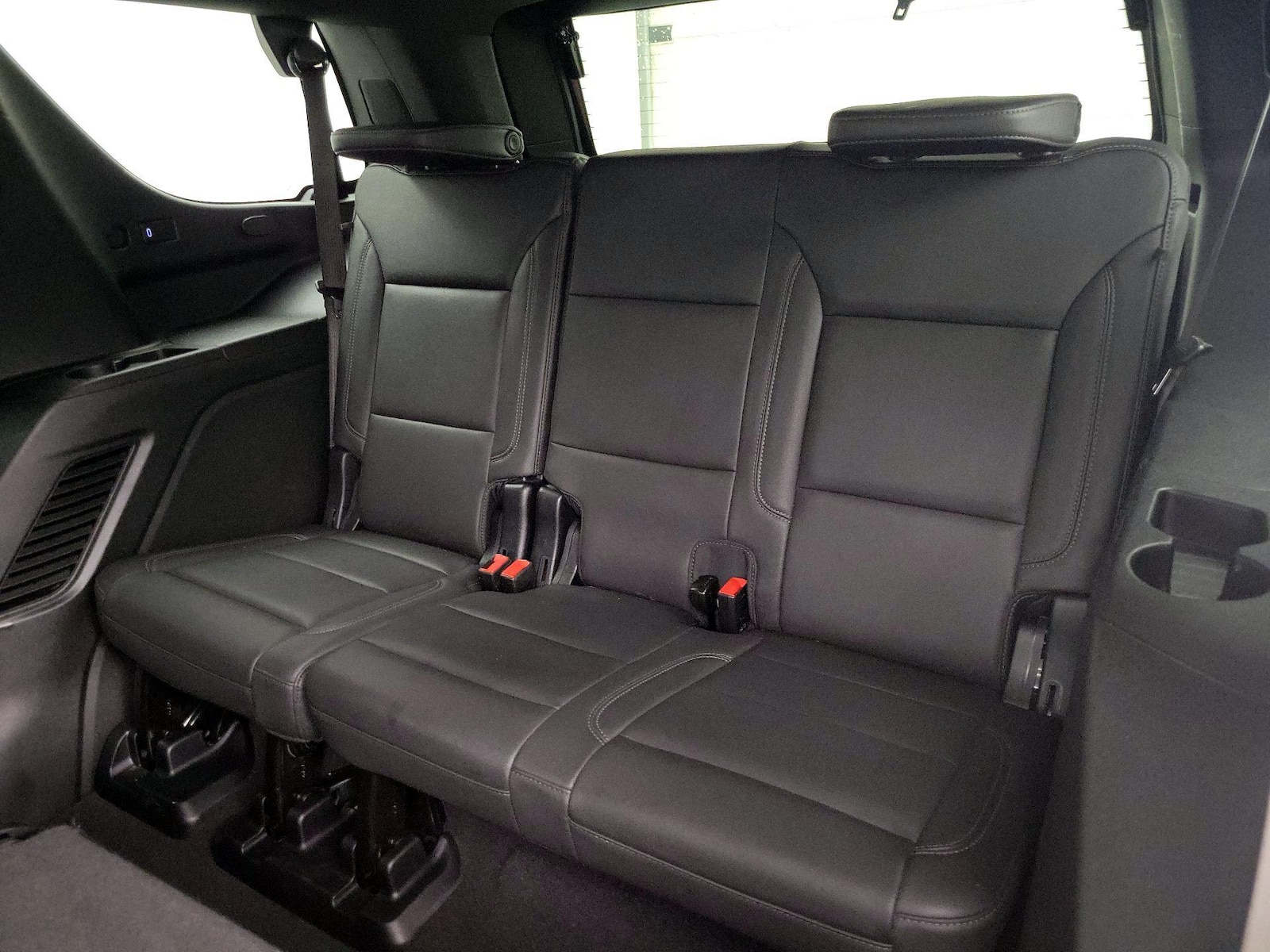 2025 Chevrolet Tahoe LT - Photo 22