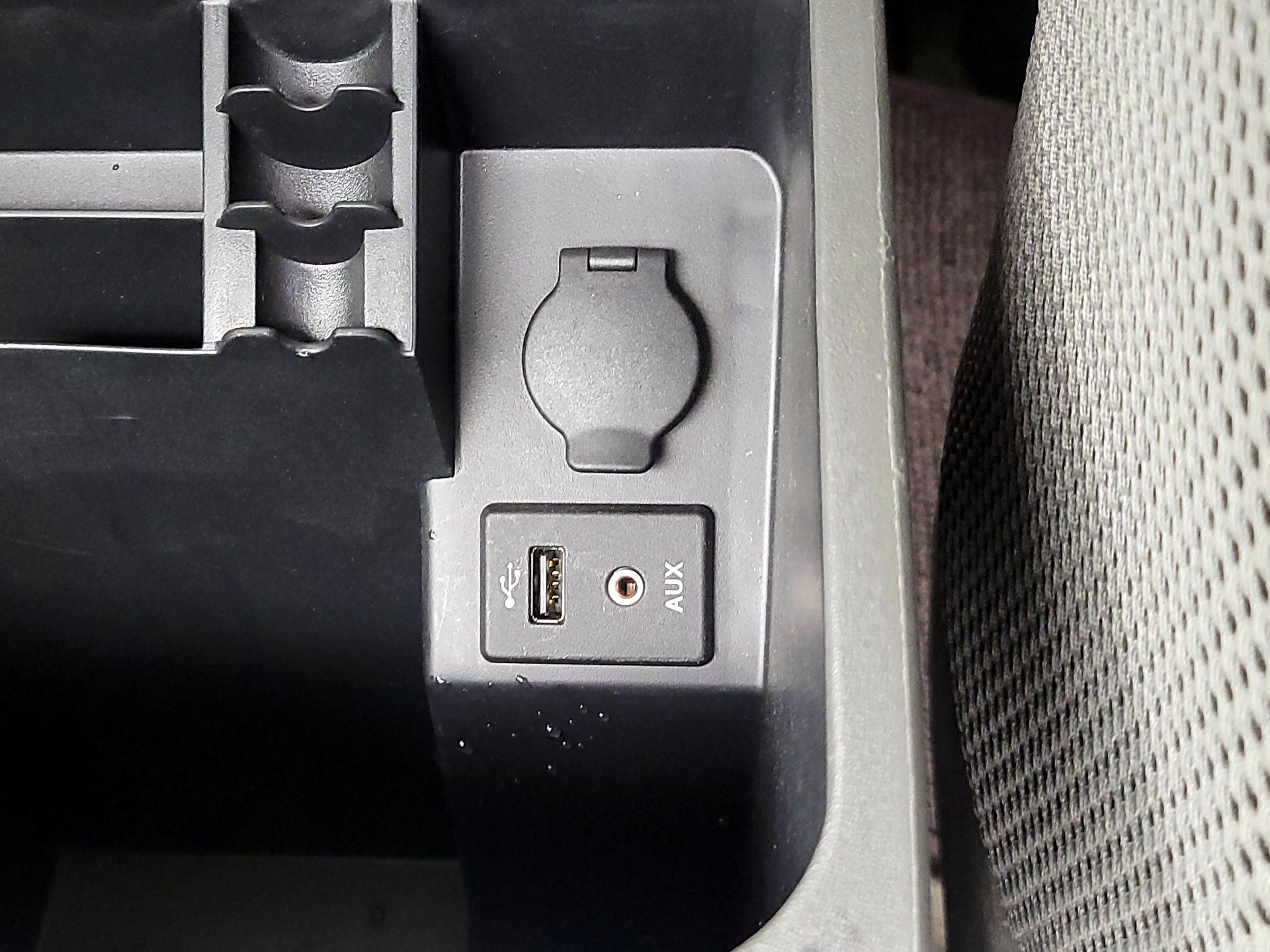 Thumbnail: 2016 Nissan Frontier - 17