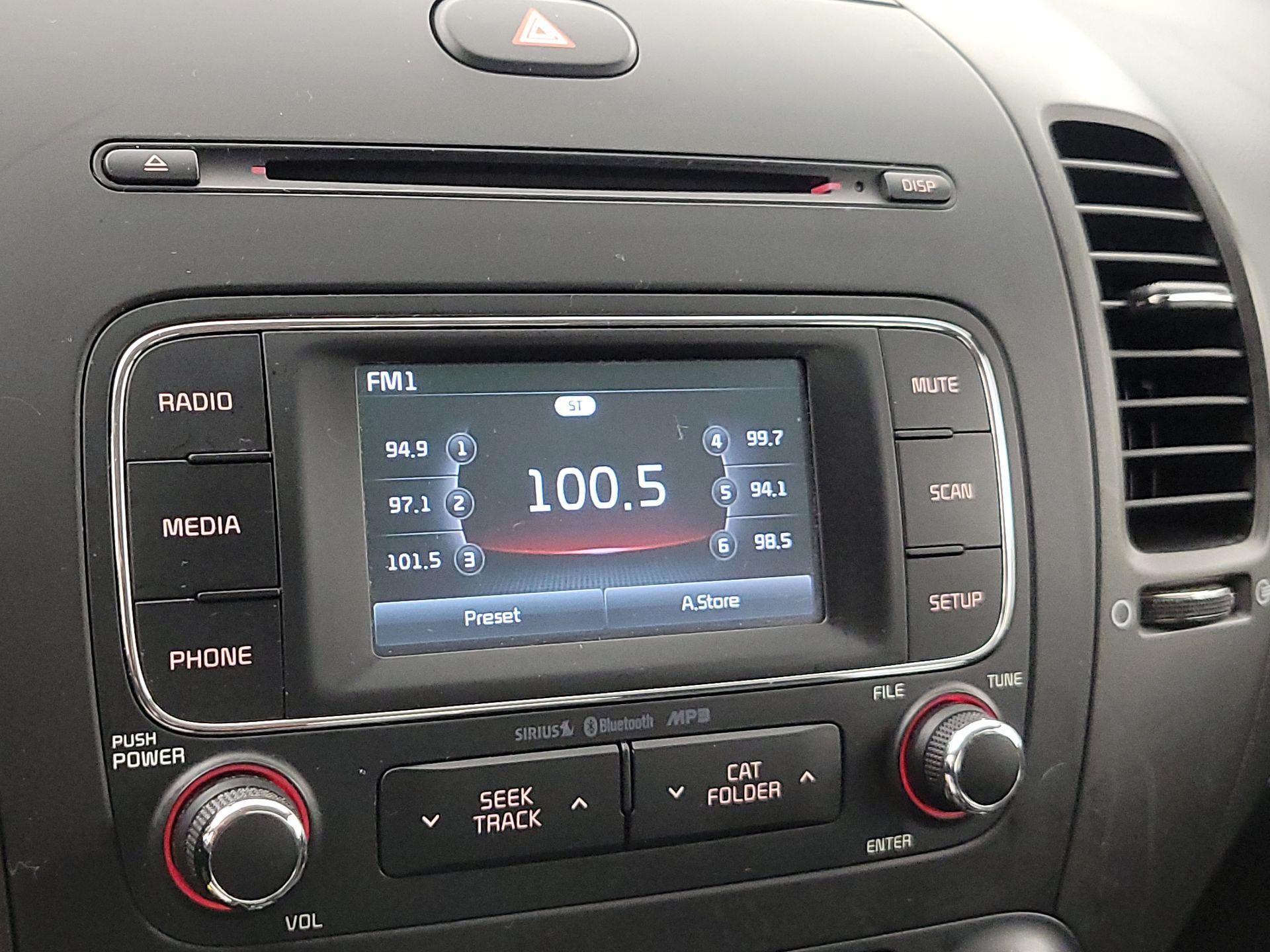 Thumbnail: 2016 Kia Forte - 15
