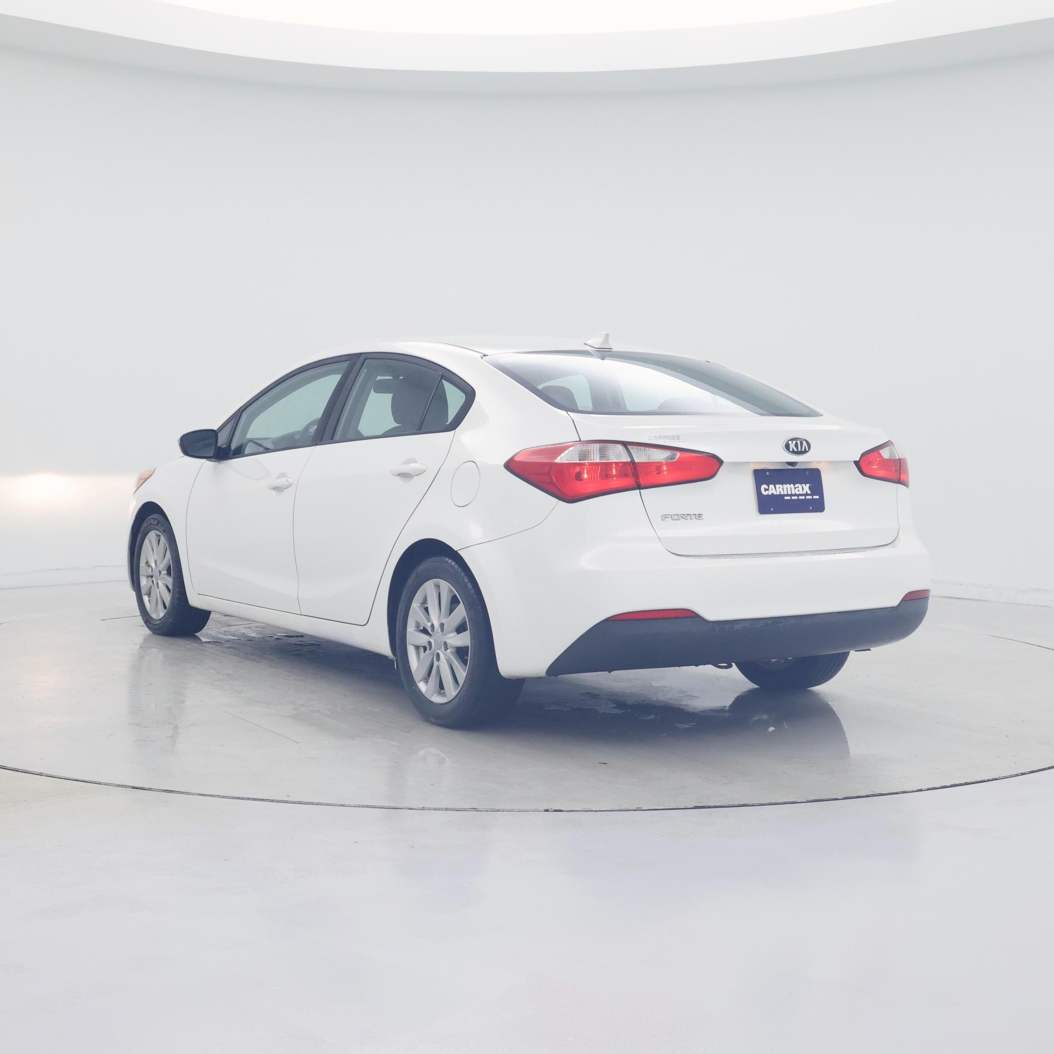 Thumbnail: 2016 Kia Forte - 2