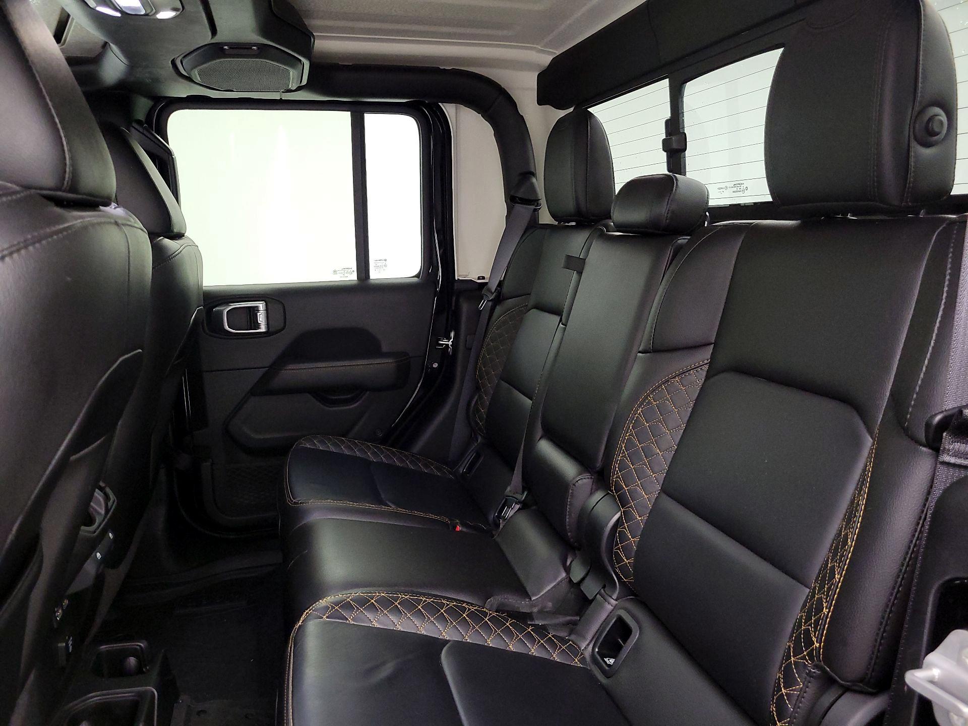 Thumbnail: 2021 Jeep Gladiator - 20