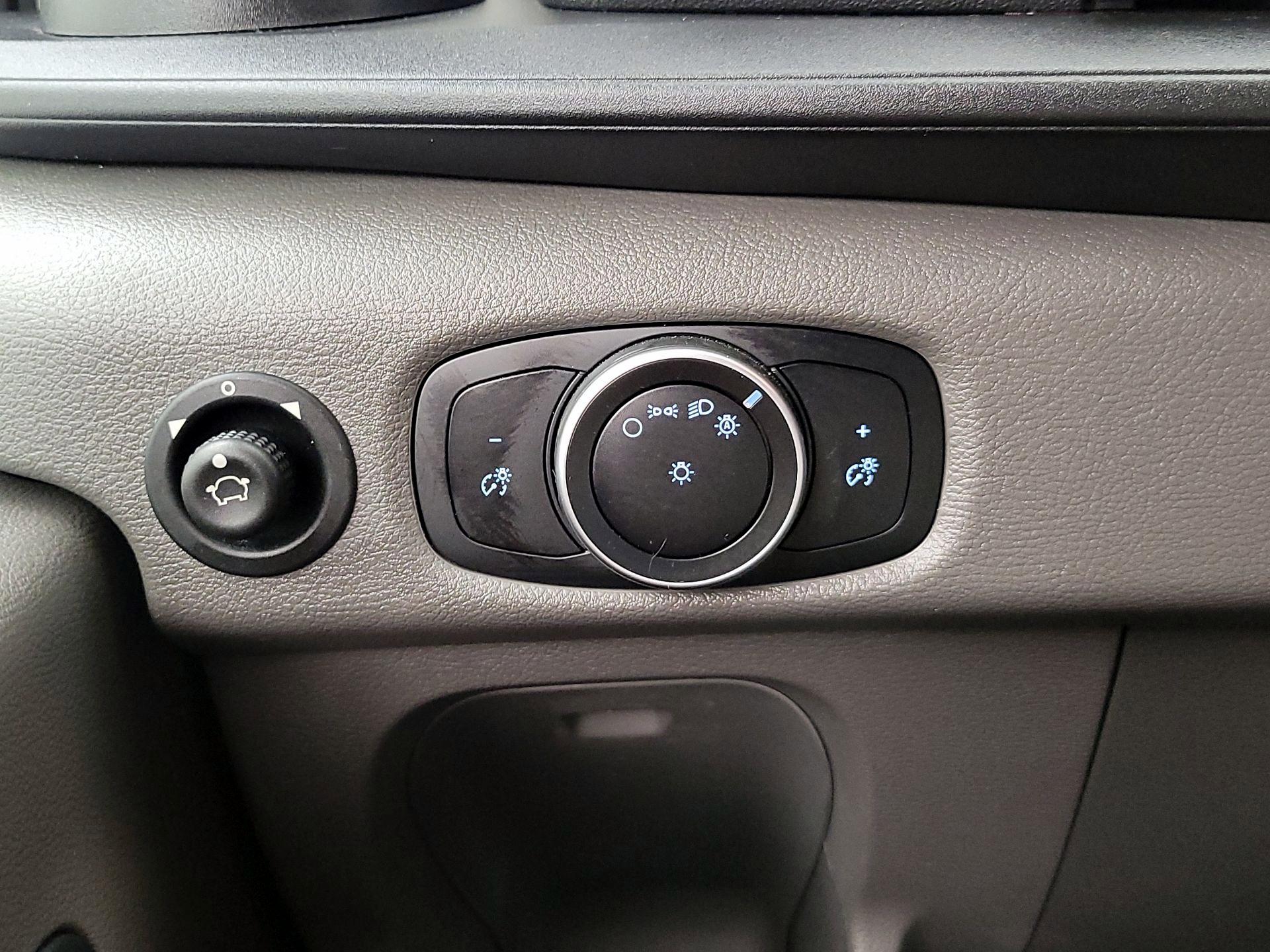 Thumbnail: 2020 Ford Transit Series - 13