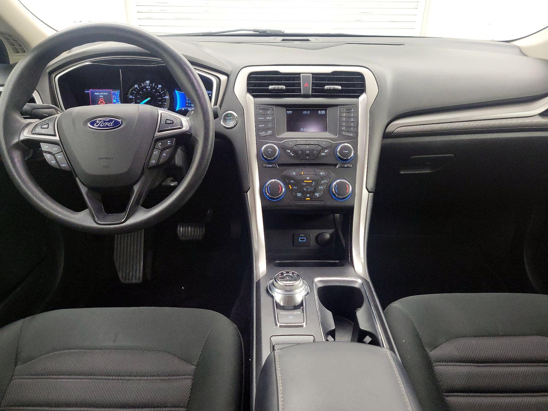 Thumbnail: 2017 Ford Fusion - 9
