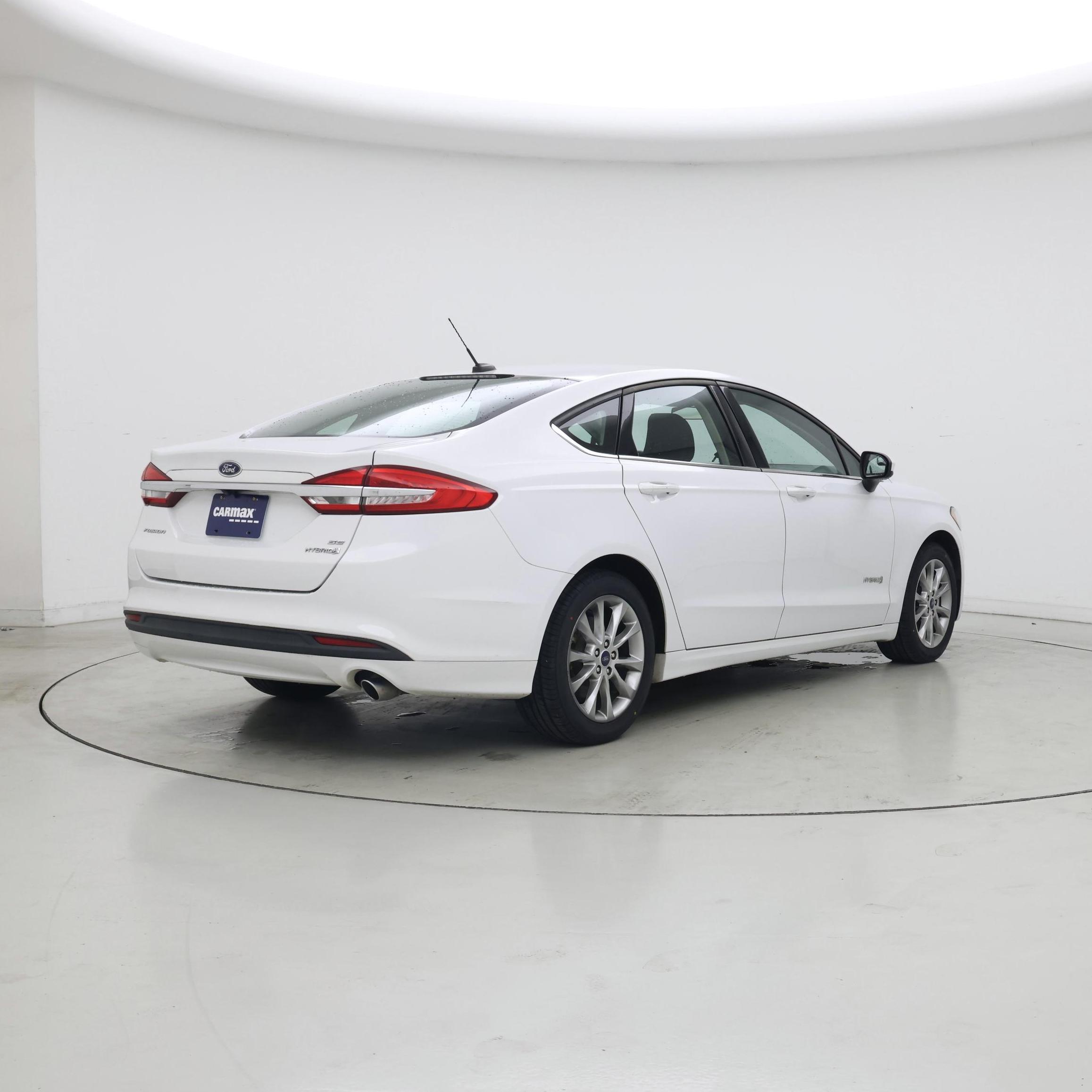 Thumbnail: 2017 Ford Fusion - 8