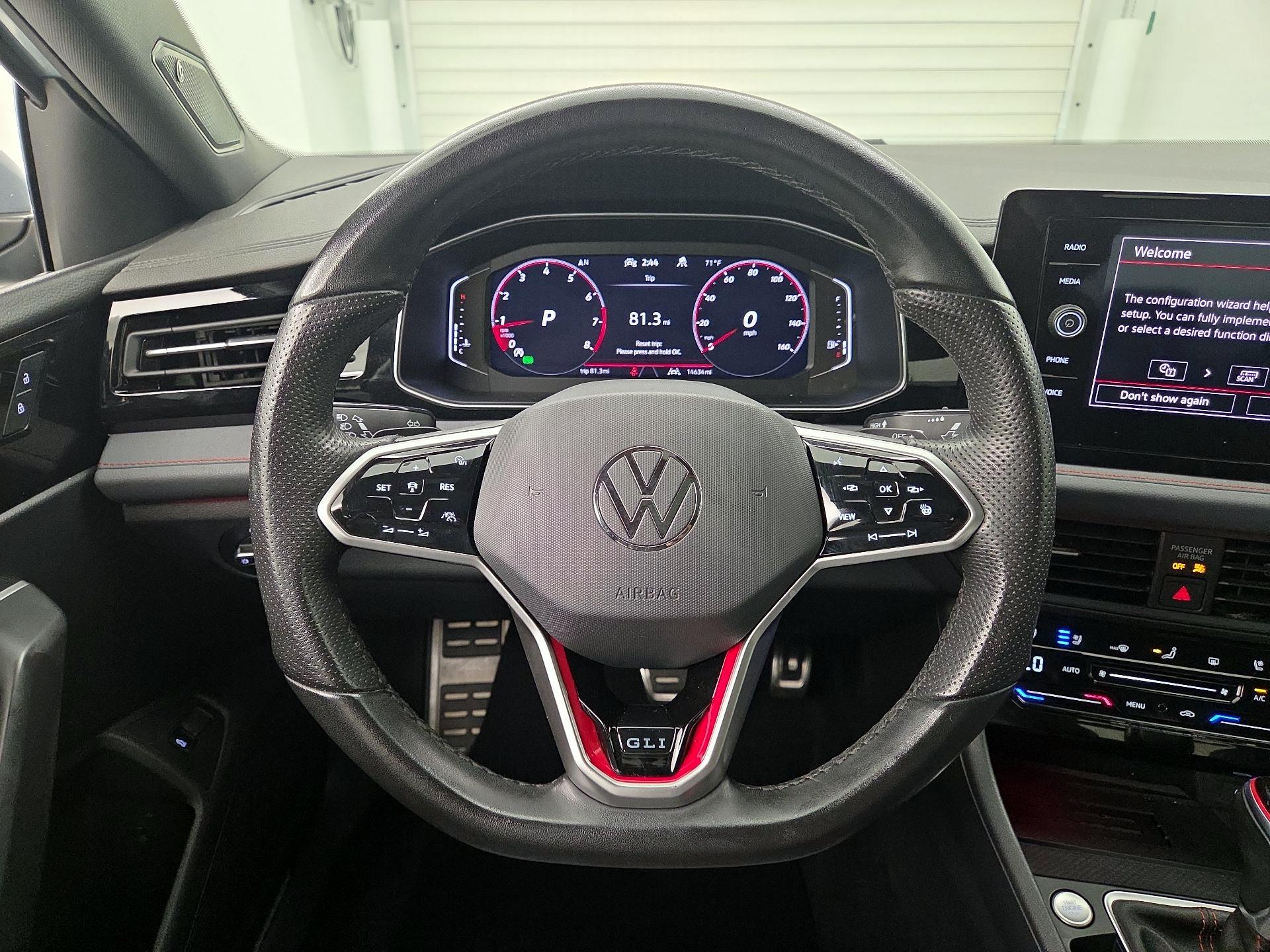 Thumbnail: 2025 Volkswagen Jetta - 10