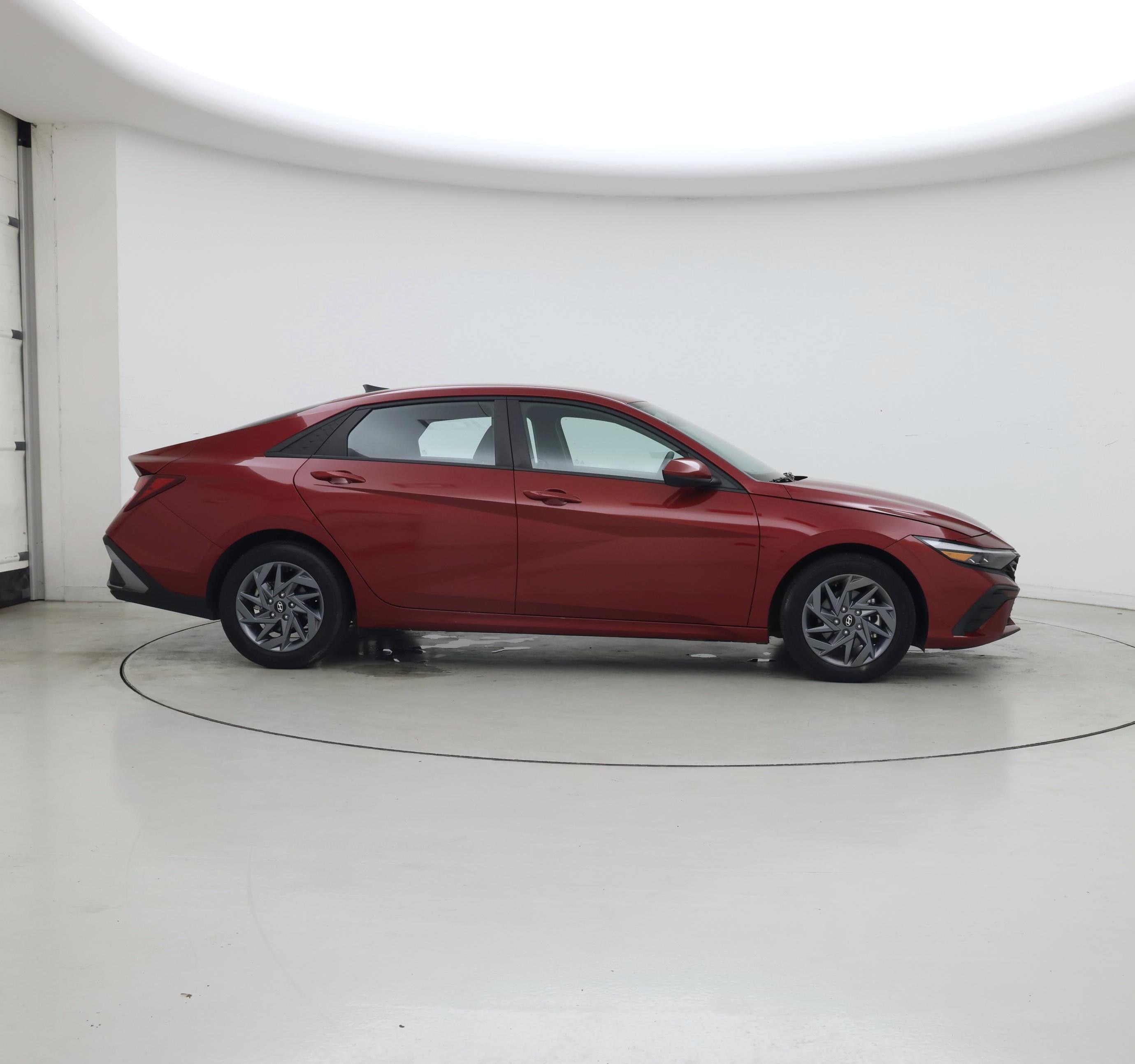 Thumbnail: 2024 Hyundai Elantra - 7