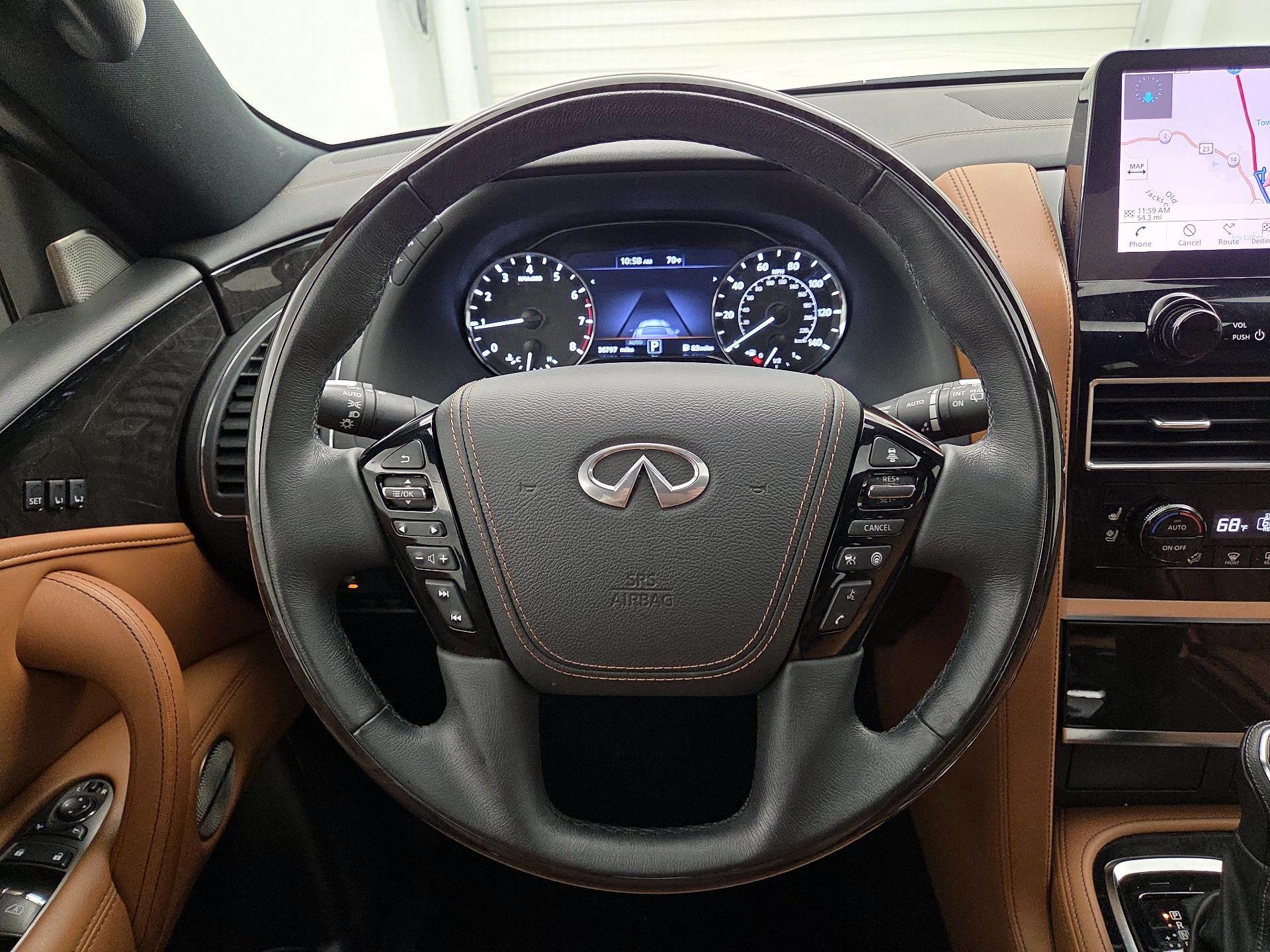 Thumbnail: 2023 INFINITI QX80 - 10